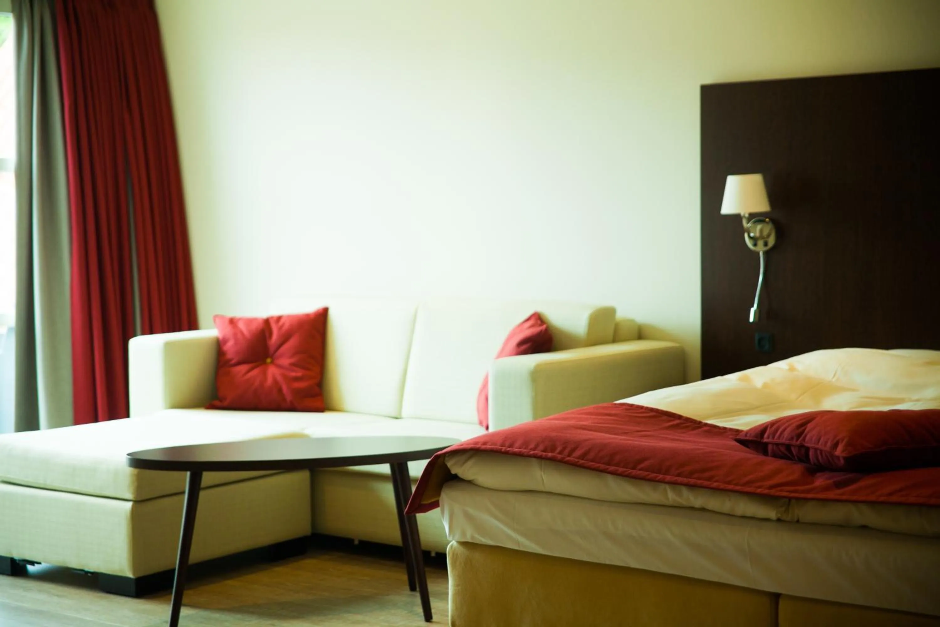 Decorative detail, Bed in Bramslevgaard