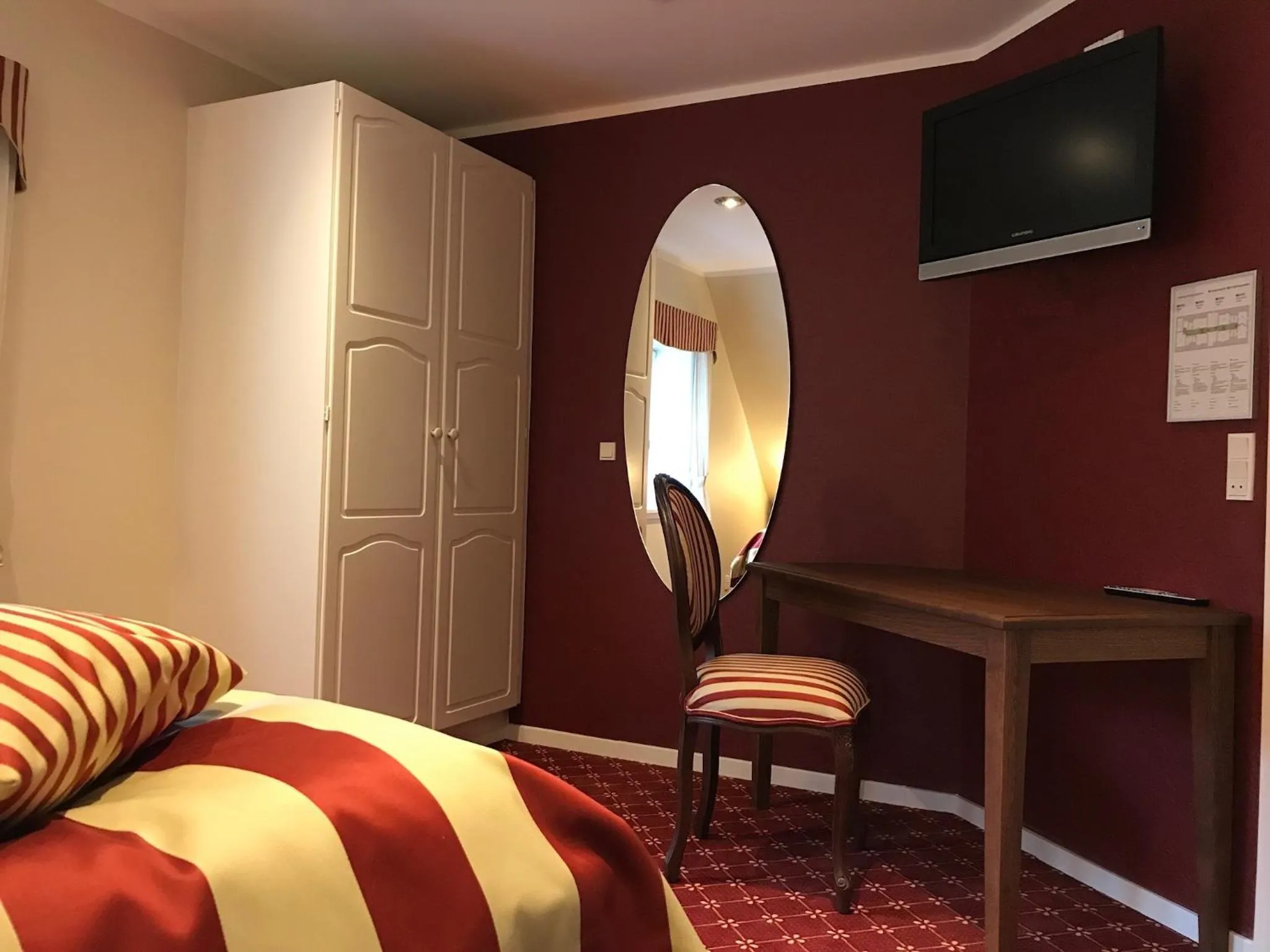 Other, Bed in Bramslevgaard