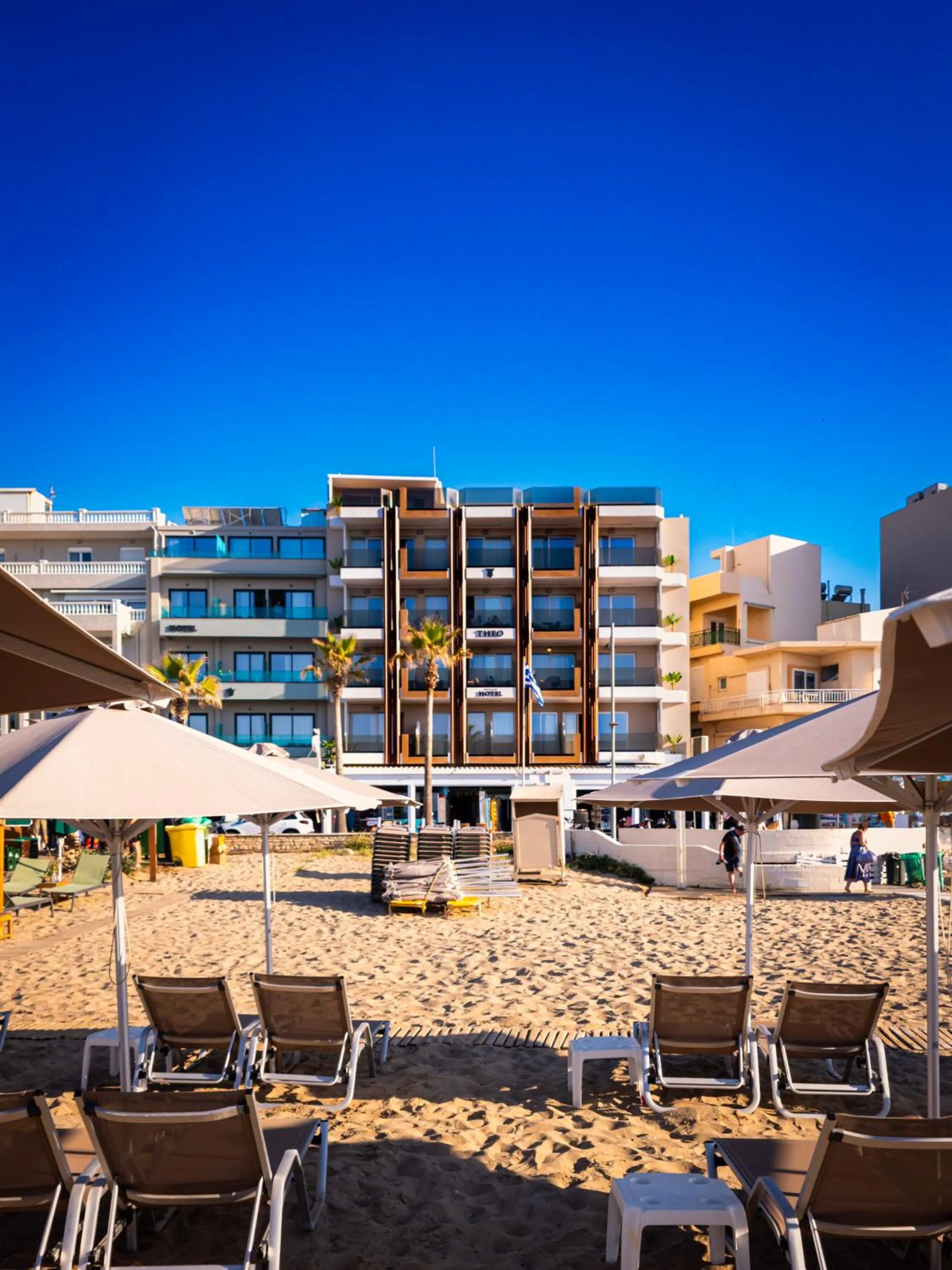 Theo Beach Hotel Apartments