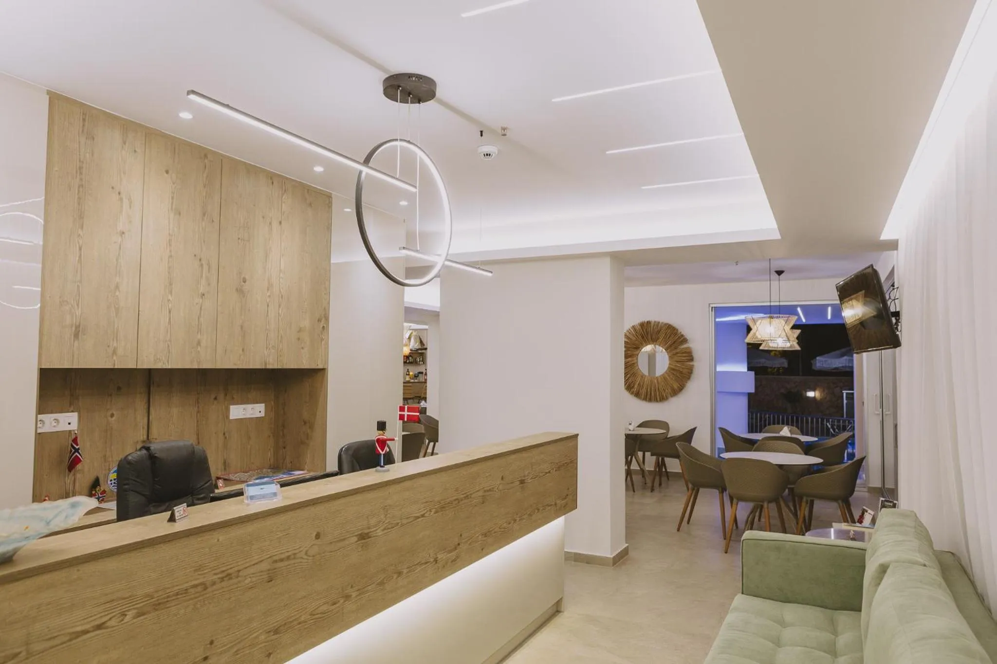 Lobby or reception in Theo Beach Hotel Apartments