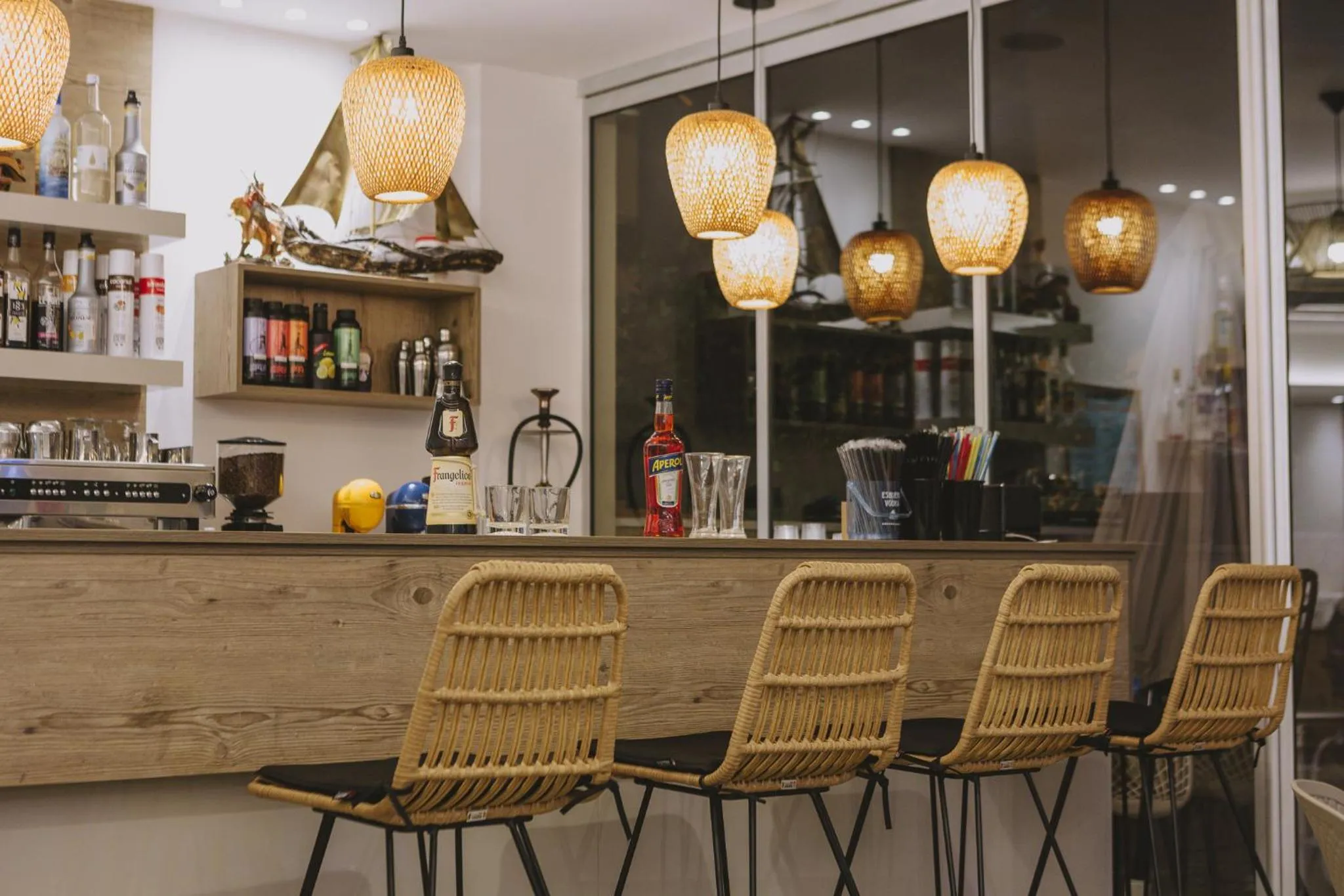 Theo Beach Hotel Apartments