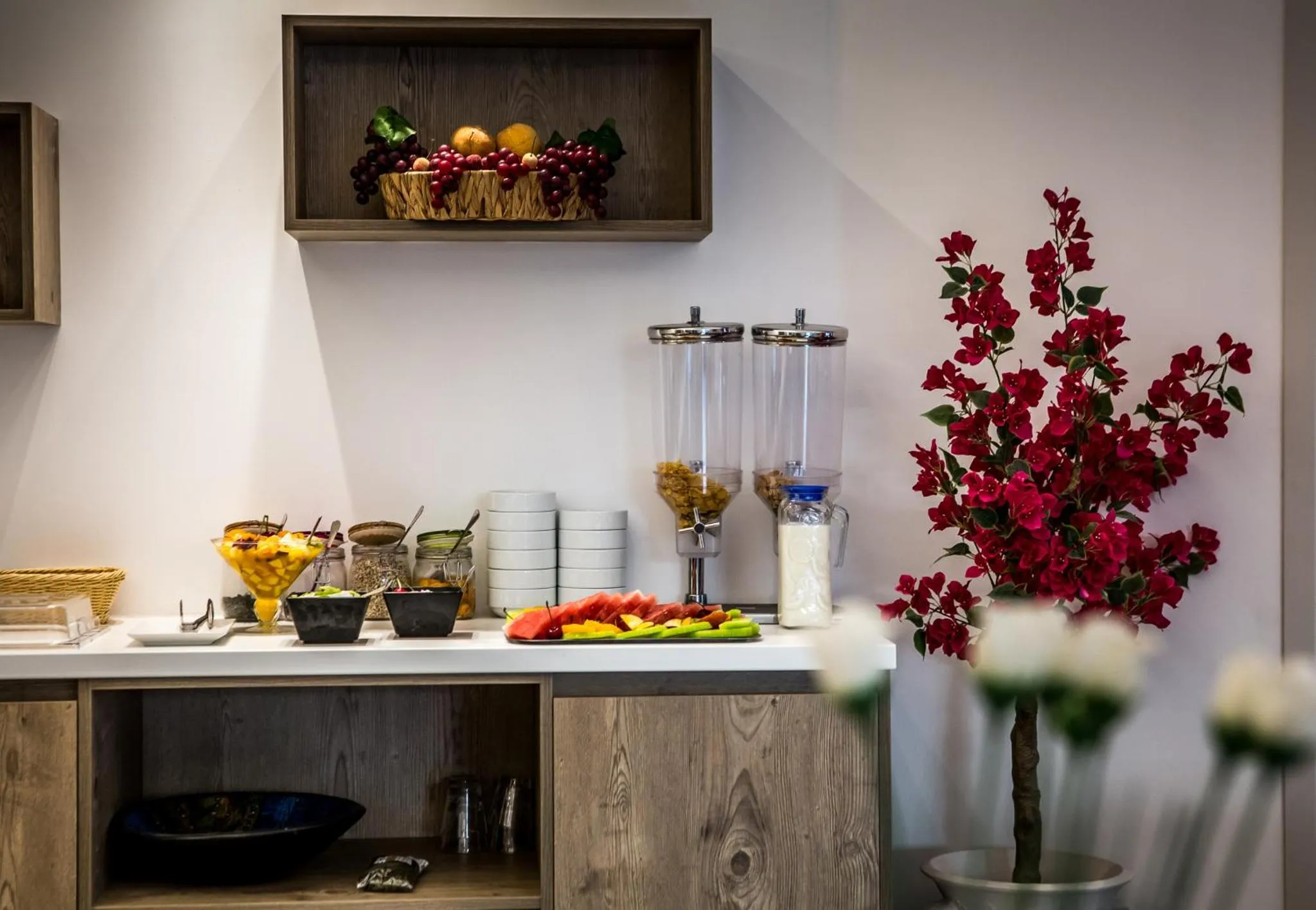 Theo Beach Hotel Apartments