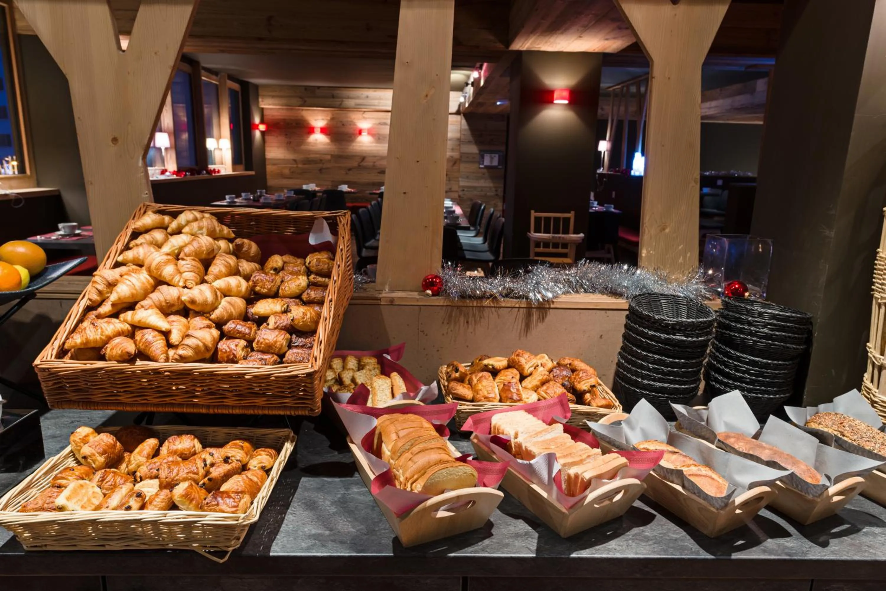 Restaurant/places to eat in Marmotel & Spa