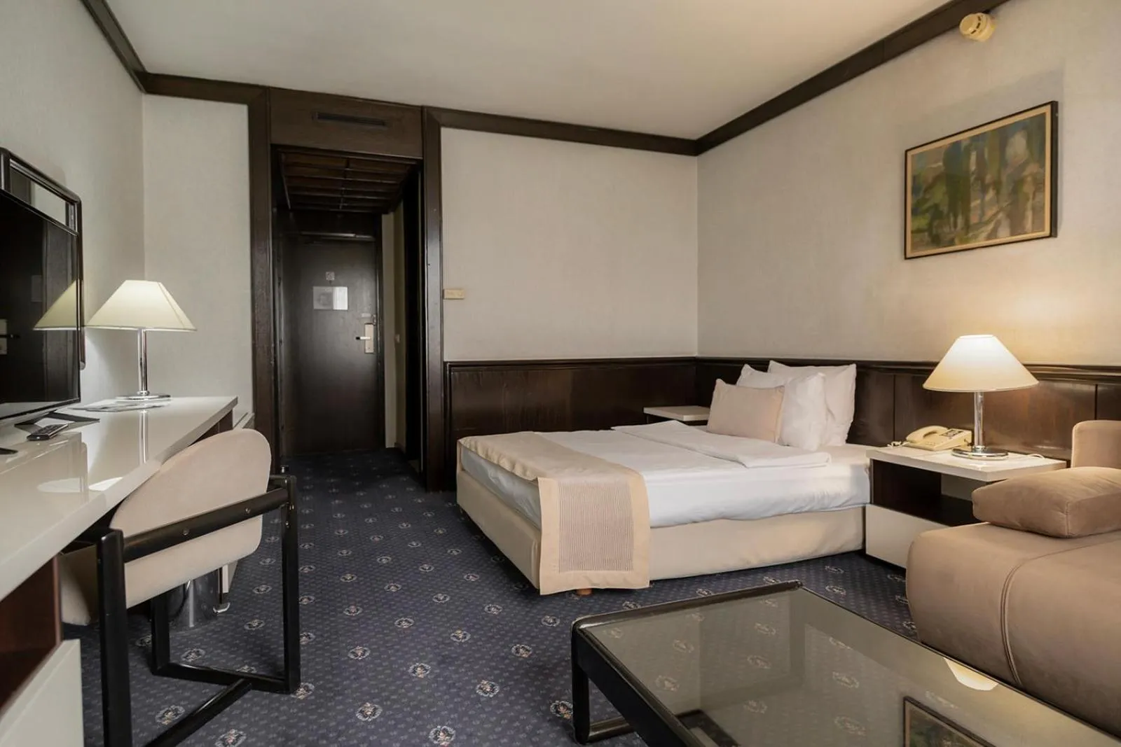 Bed in Hotel Holiday