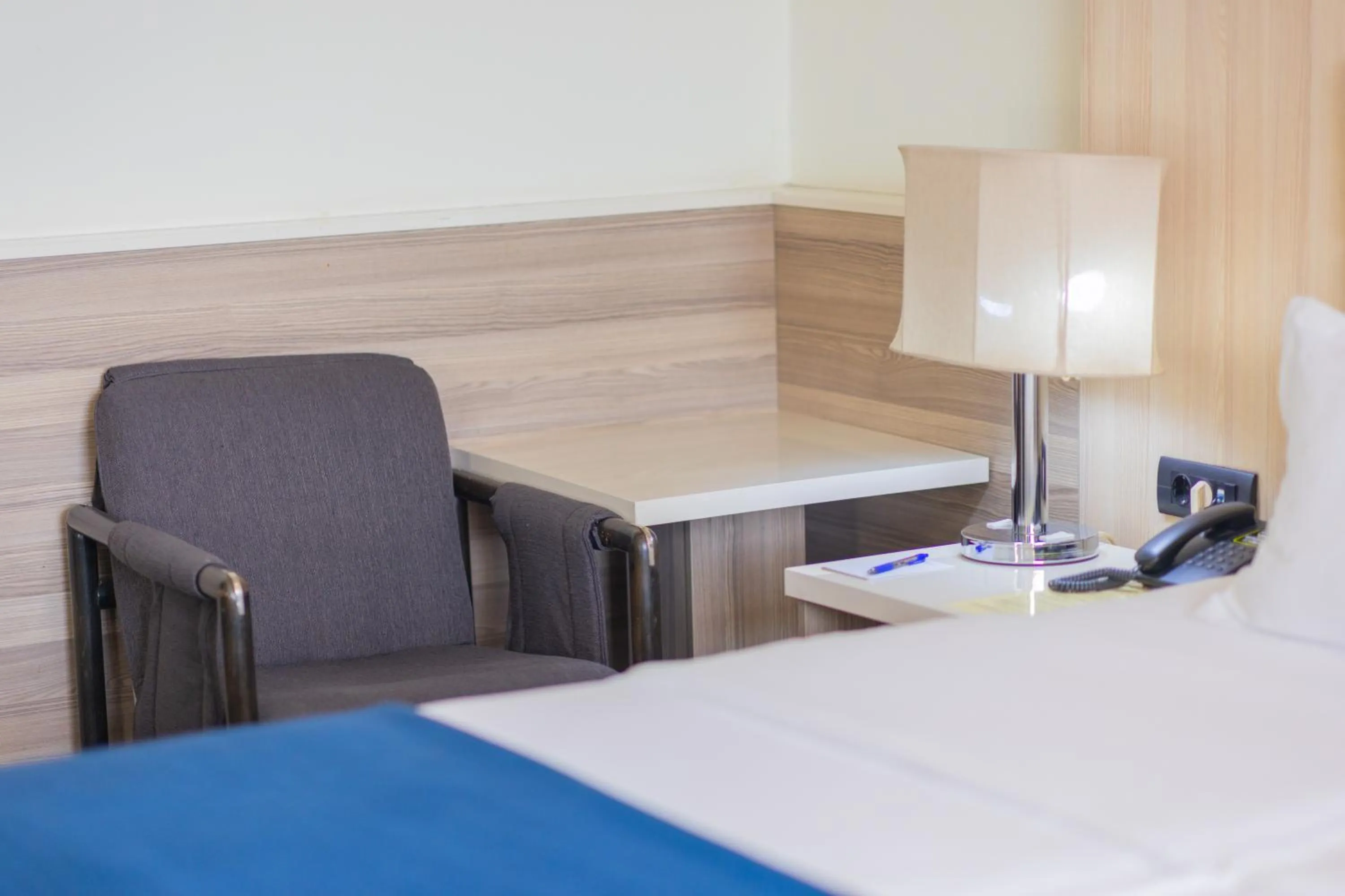 Bed in Hotel Holiday