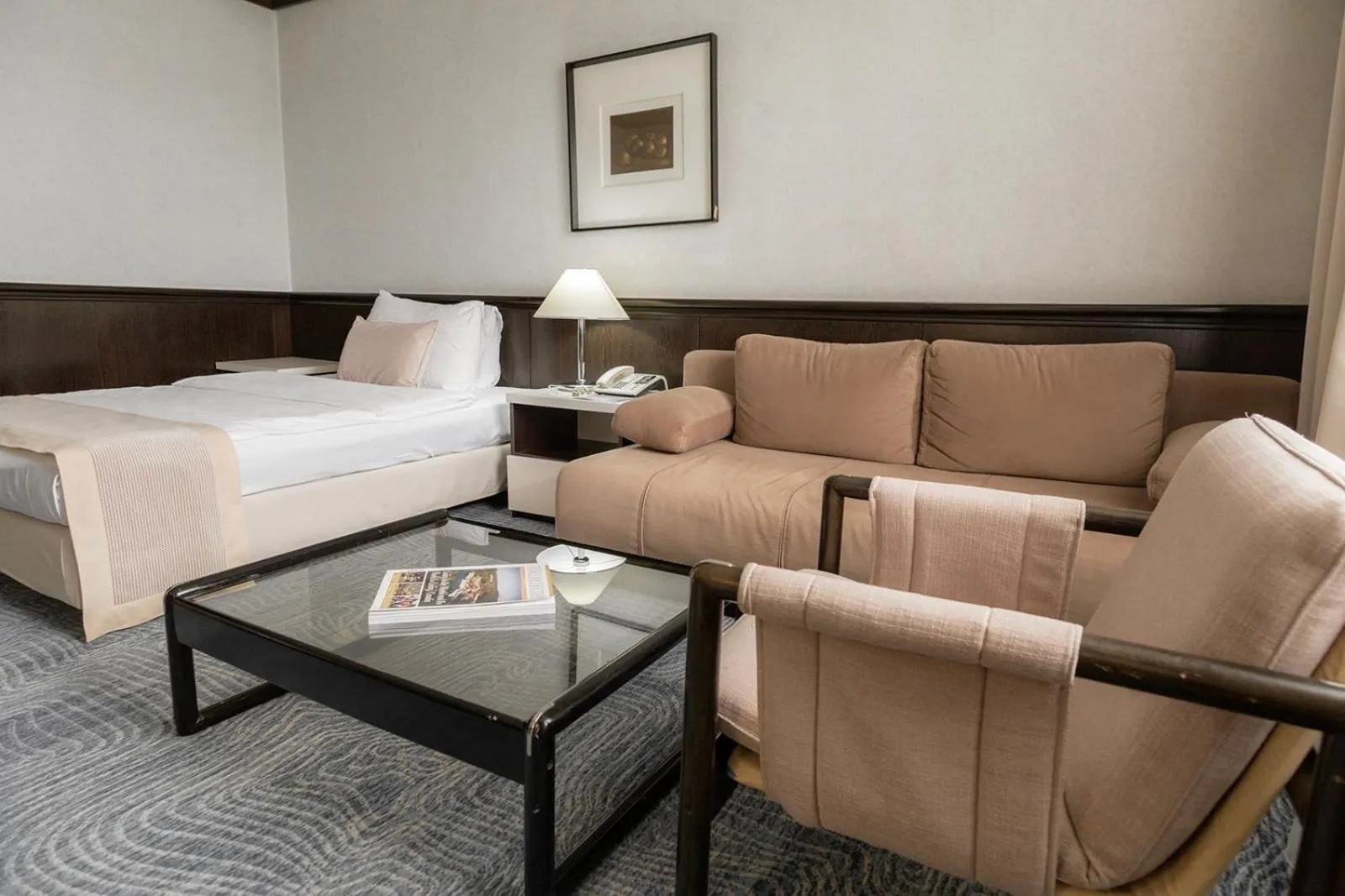 Bed in Hotel Holiday