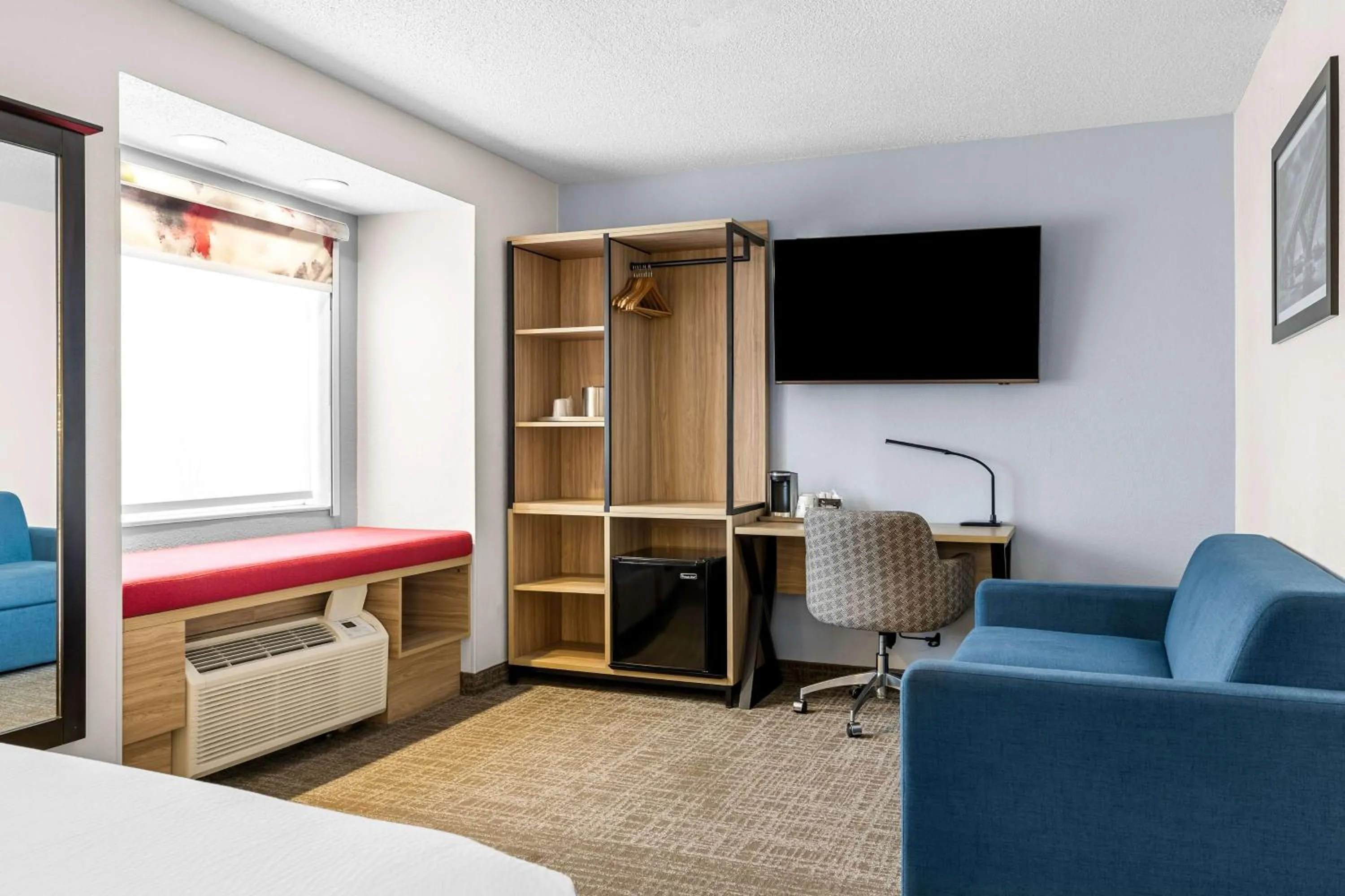 Bedroom, Bed in Best Western Buffalo Inn & Suites