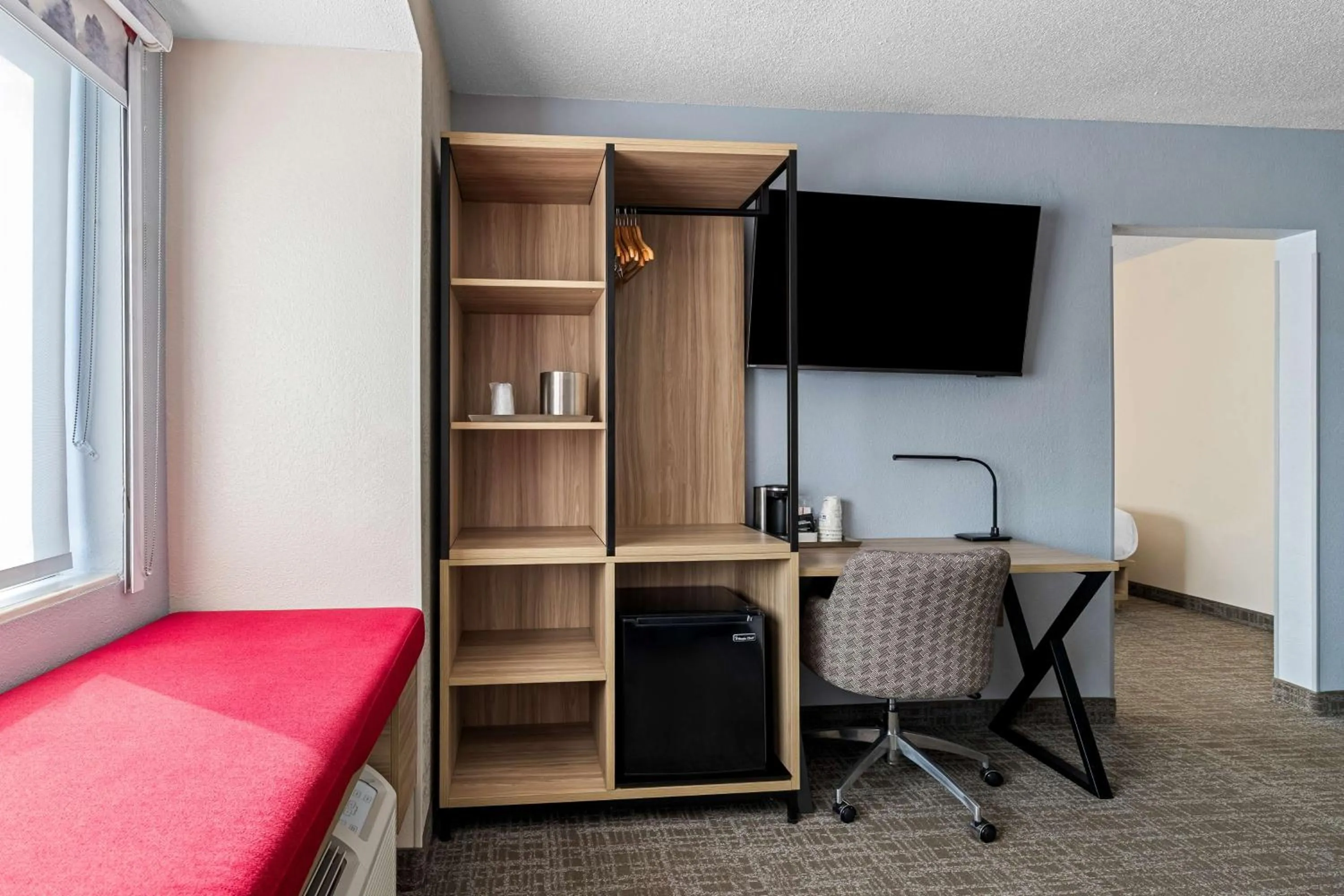 Bedroom in Best Western Buffalo Inn & Suites