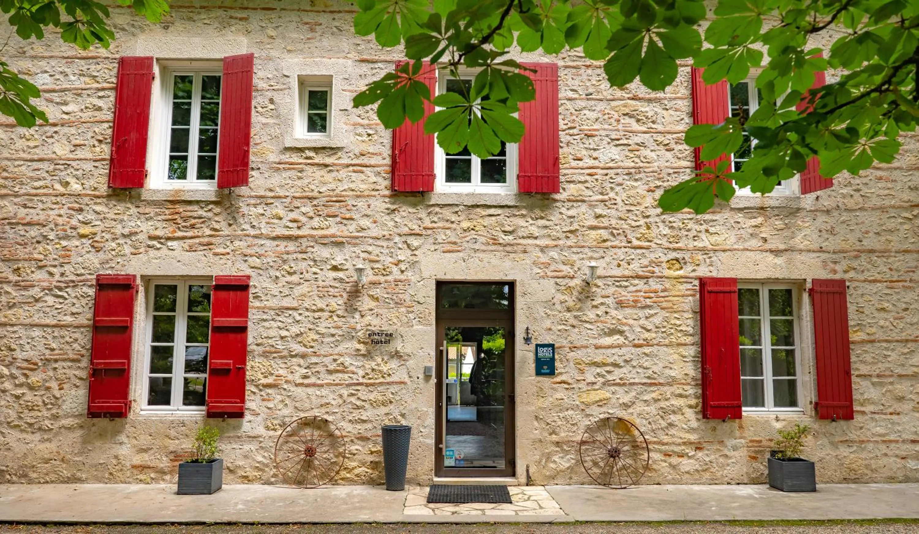 Logis Hotels - Au Colombier du Touron