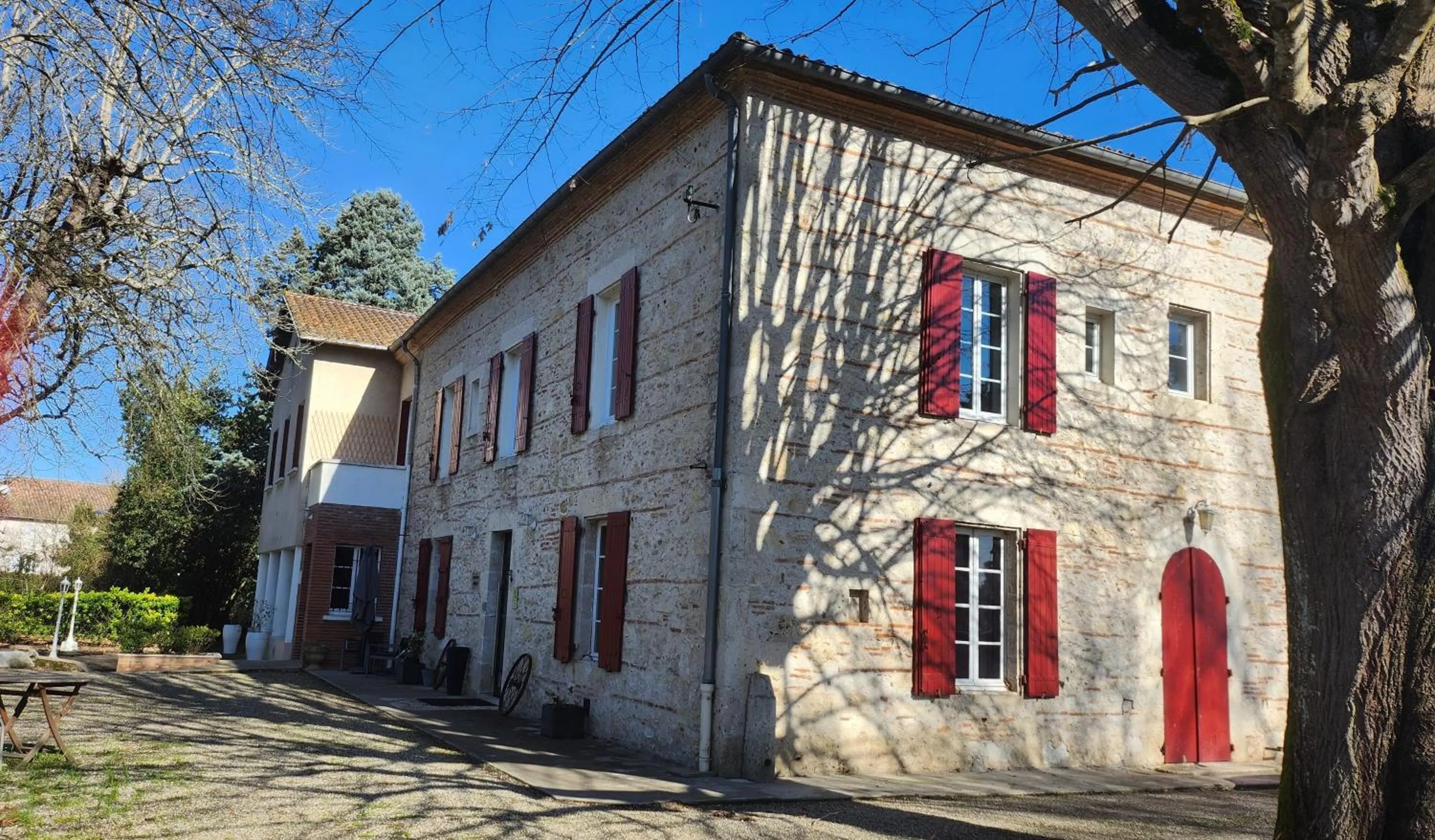Logis Hotels - Au Colombier du Touron