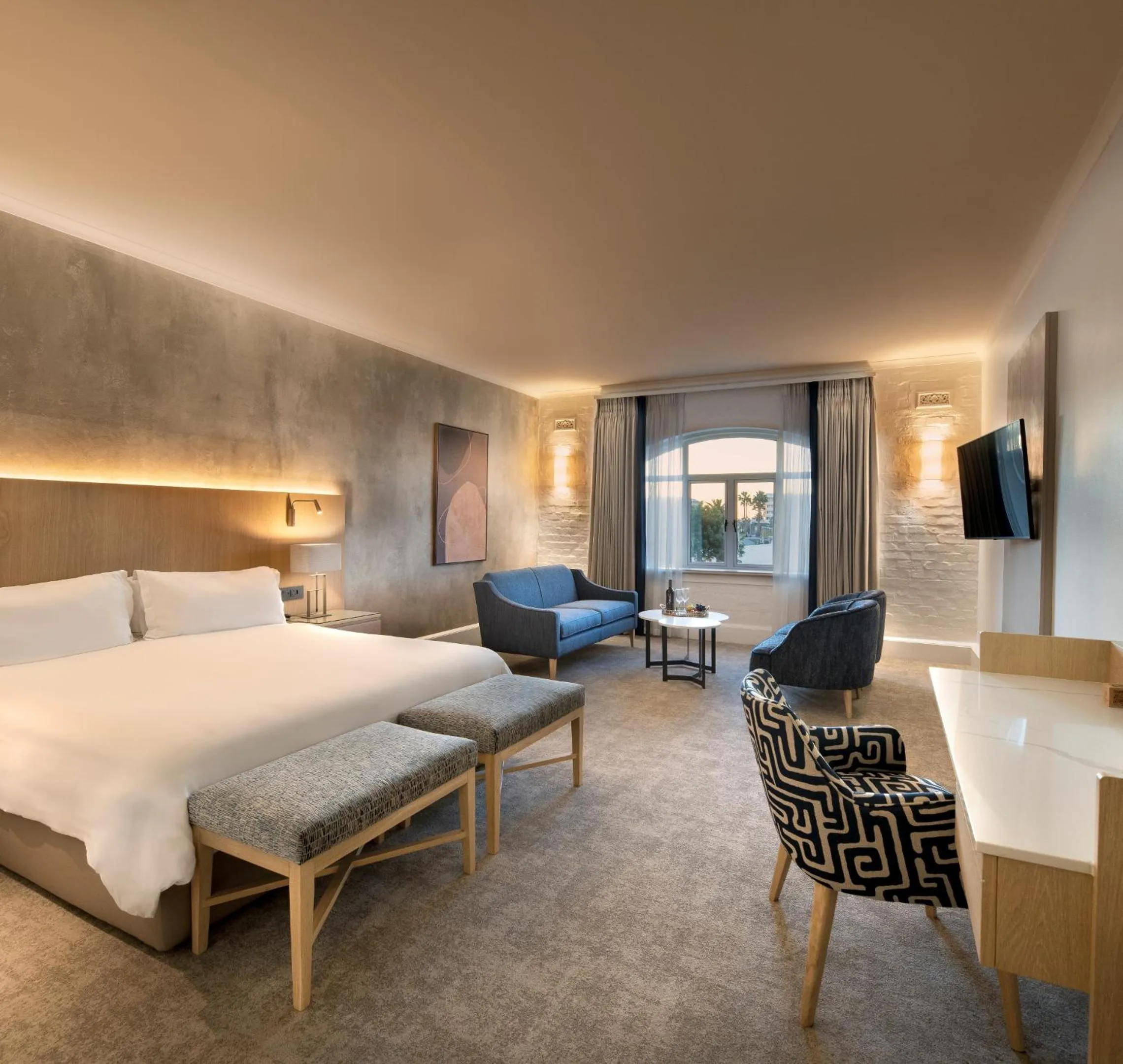 Photo of the whole room, Bed in Victoria & Alfred Hotel by NEWMARK