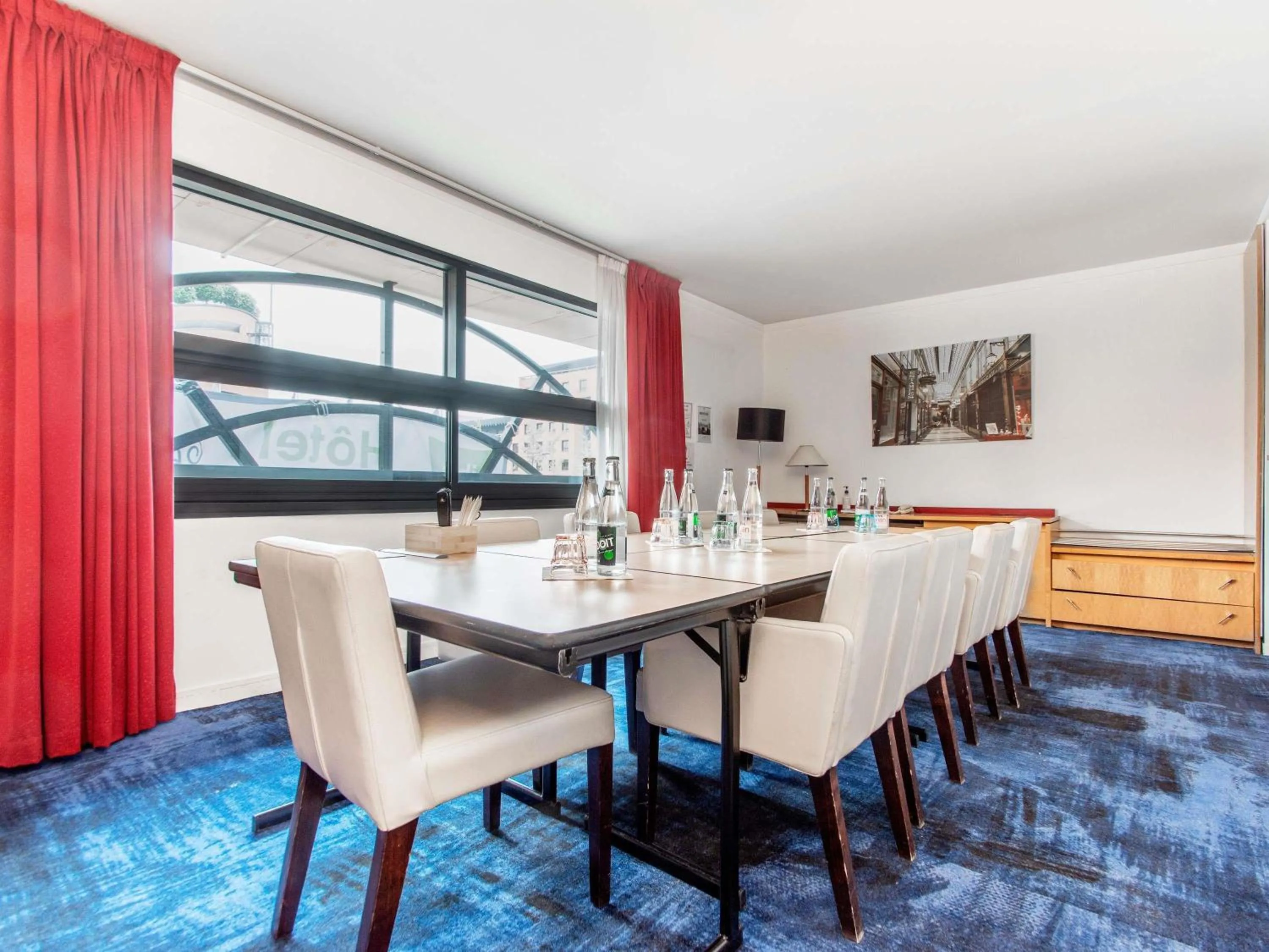 Meeting/conference room in ibis Styles Evry Courcouronnes Hotel and Events