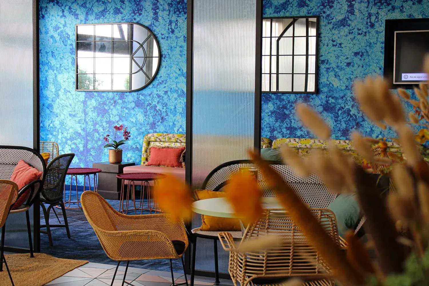 Lobby or reception in ibis Styles Evry Courcouronnes Hotel and Events Lobby or reception in ibis Styles Evry Courcouronnes Hotel and Events