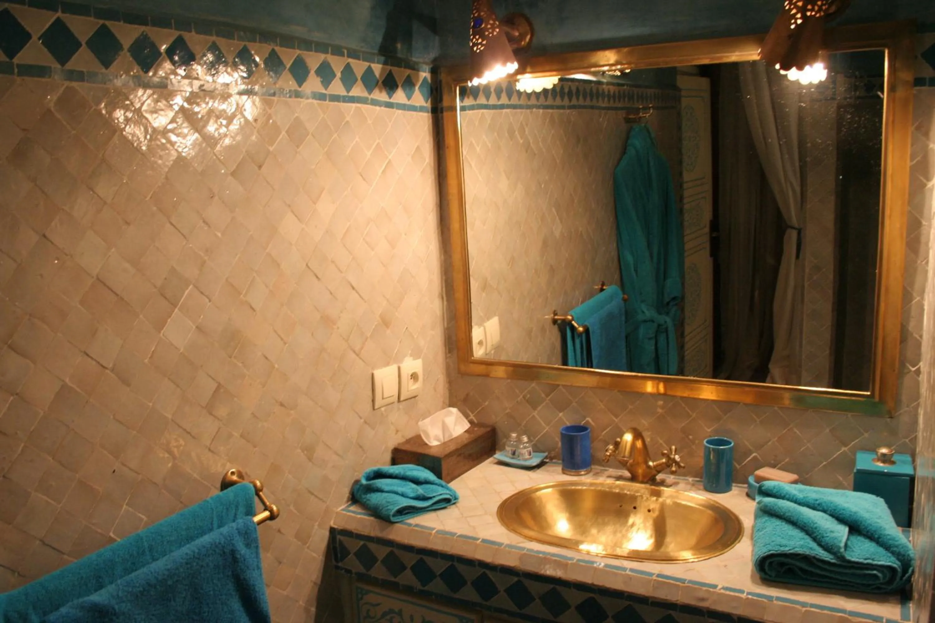Bathroom in Riad Turquoise