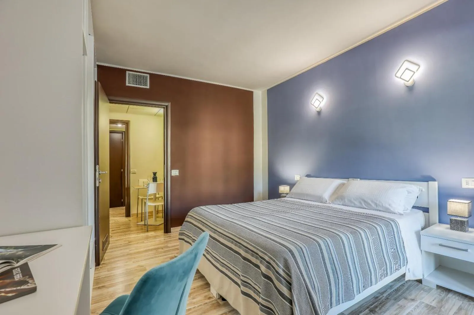 Photo of the whole room, Bed in Asso Residence