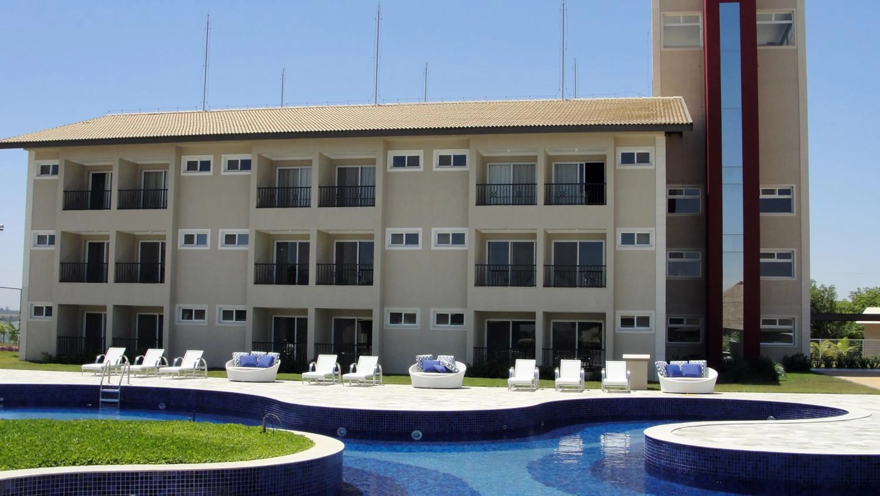 Property building in Resort da Ilha