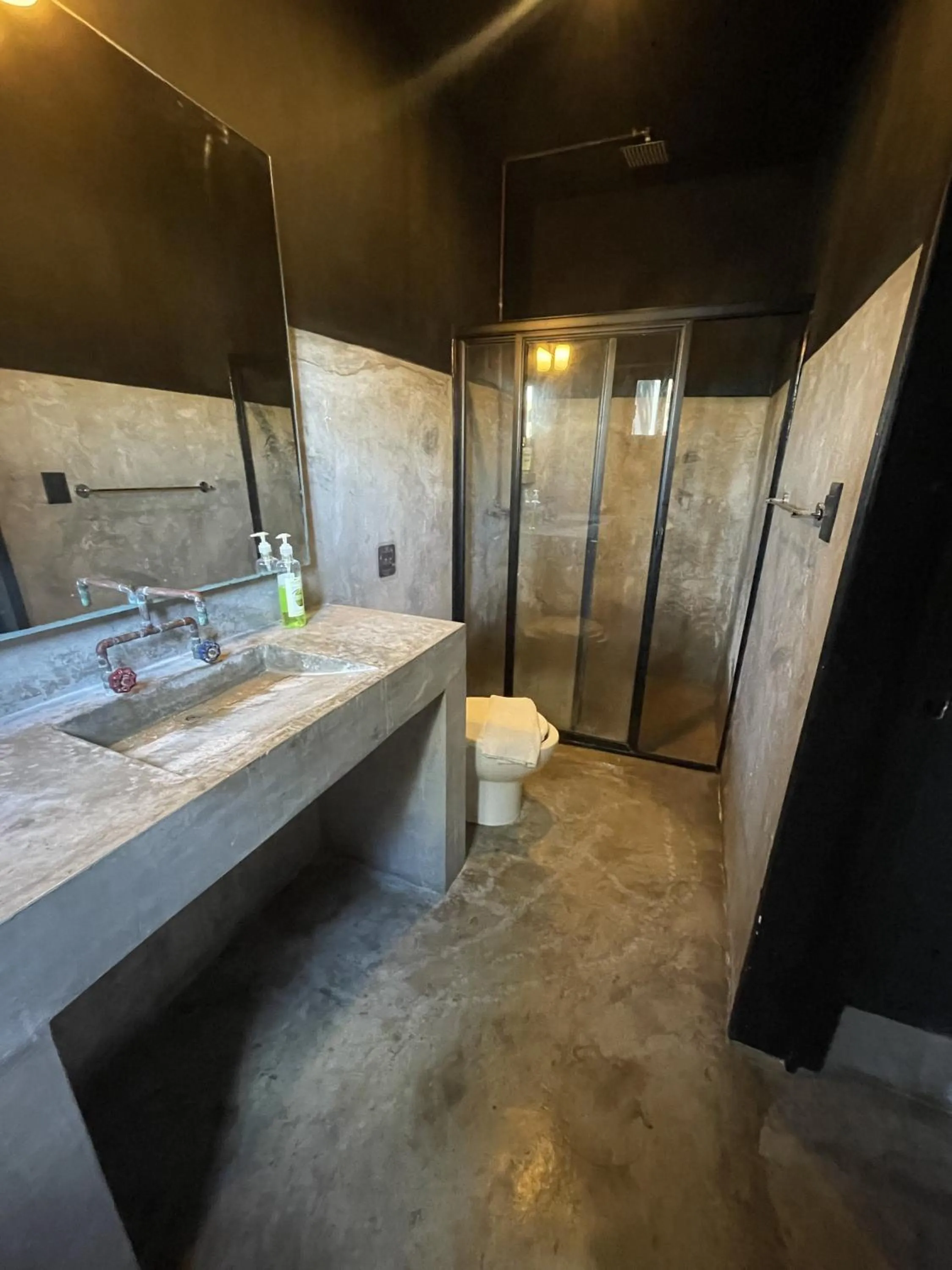 Shower in Aroma Tulum & beach club