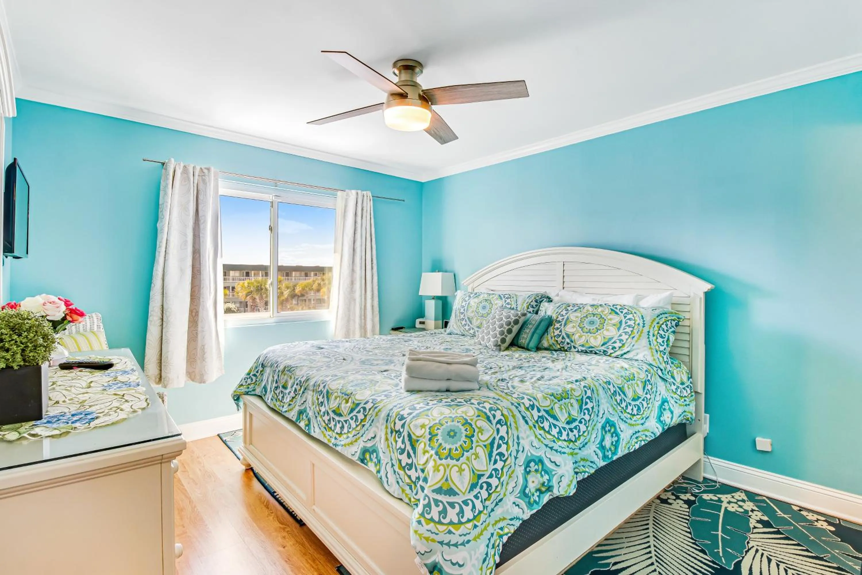 Bed in Oceanside 306-B