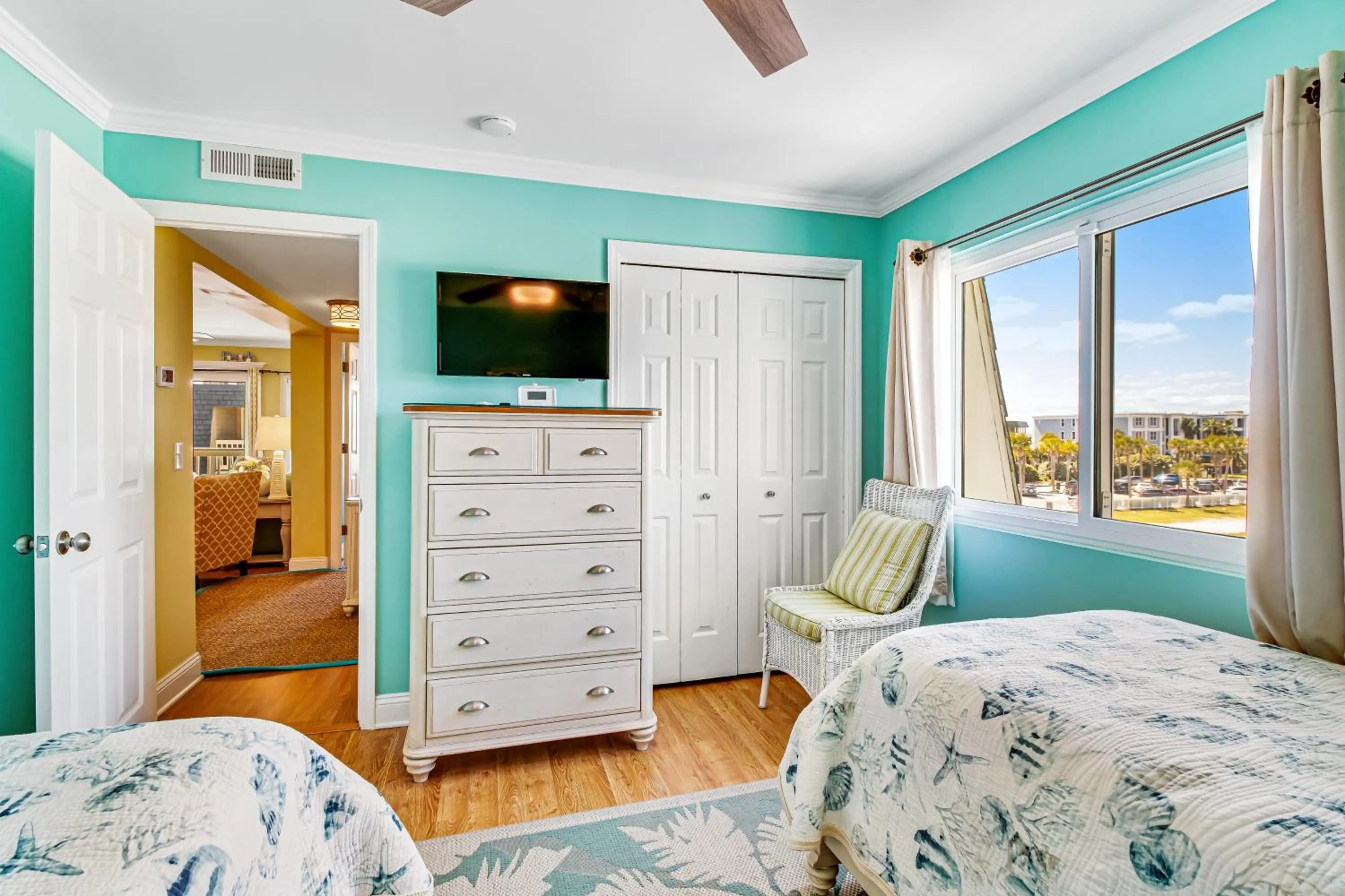 Bed in Oceanside 306-B