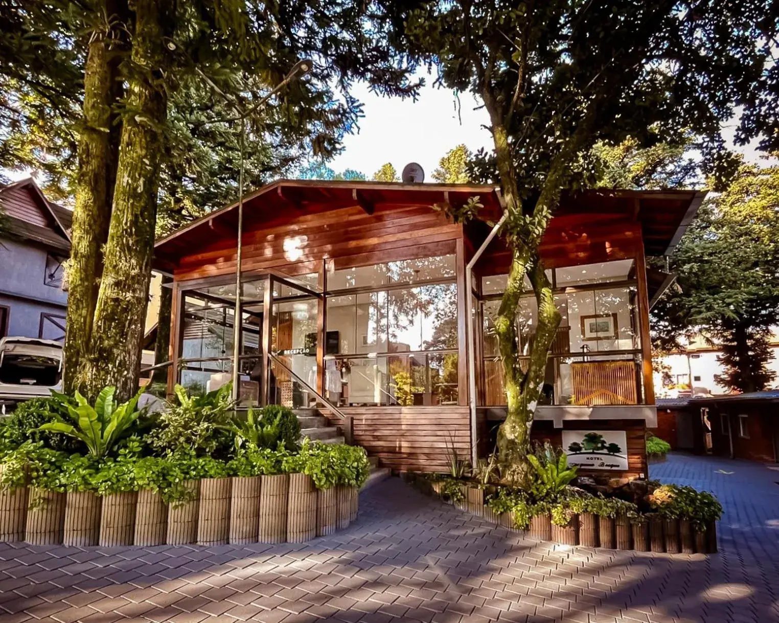 Property building in Hotel Pequeno Bosque Property building in Hotel Pequeno Bosque