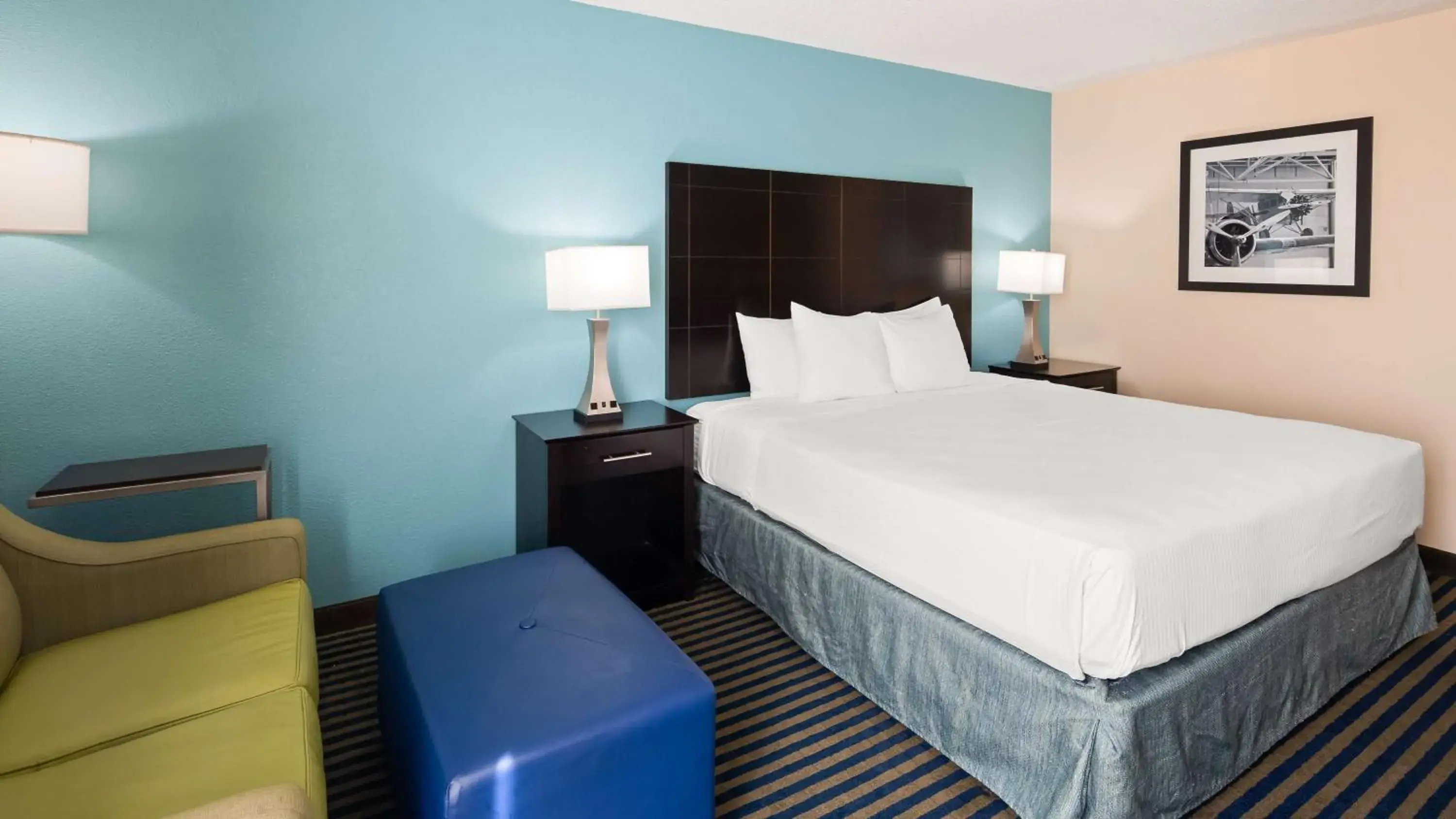 Bedroom, Bed in Best Western Leesburg Bedroom, Bed in Best Western Leesburg