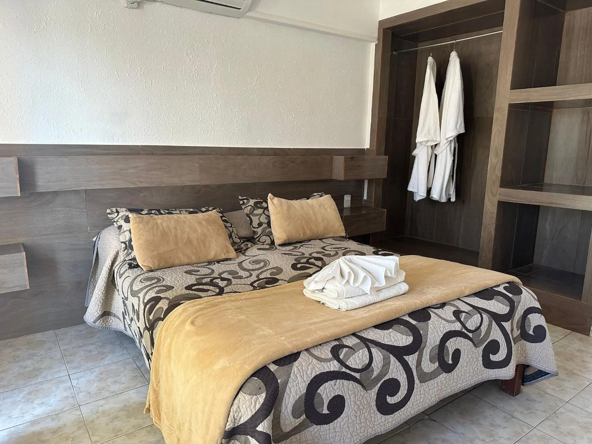 Bed in Hotel Lujan