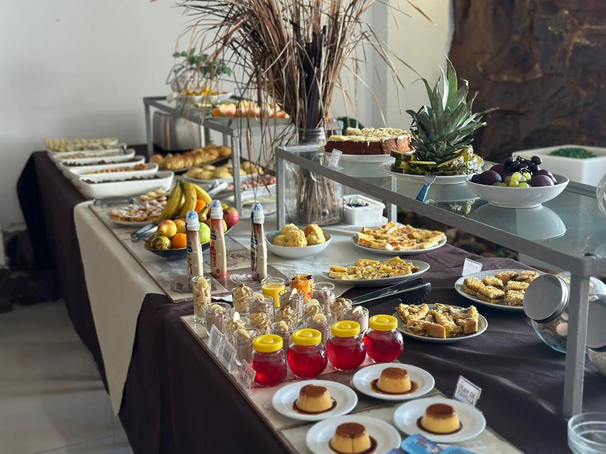 Buffet breakfast in Hotel Lujan