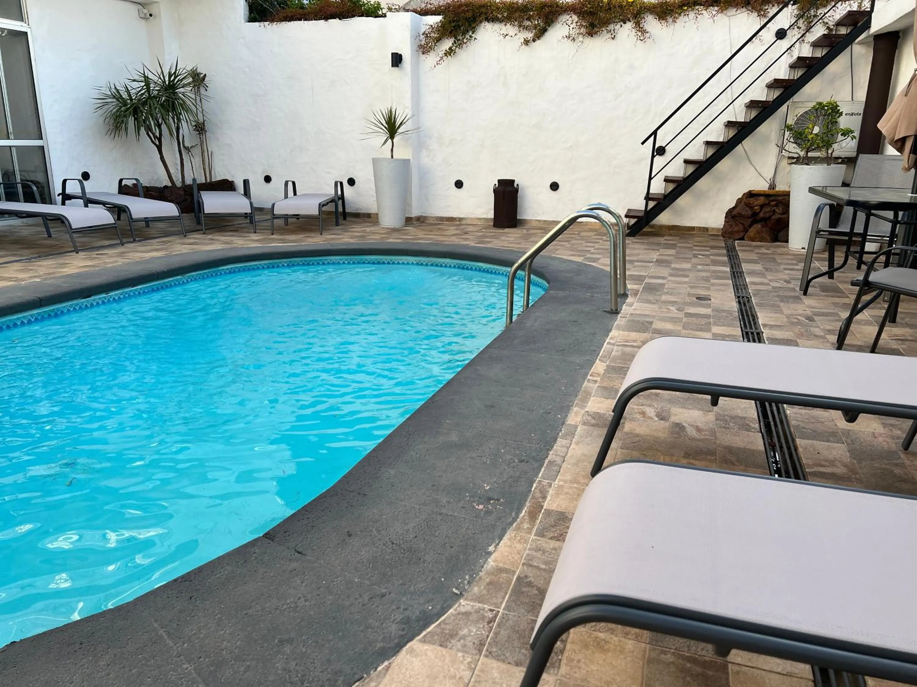 Swimming pool in Hotel Lujan