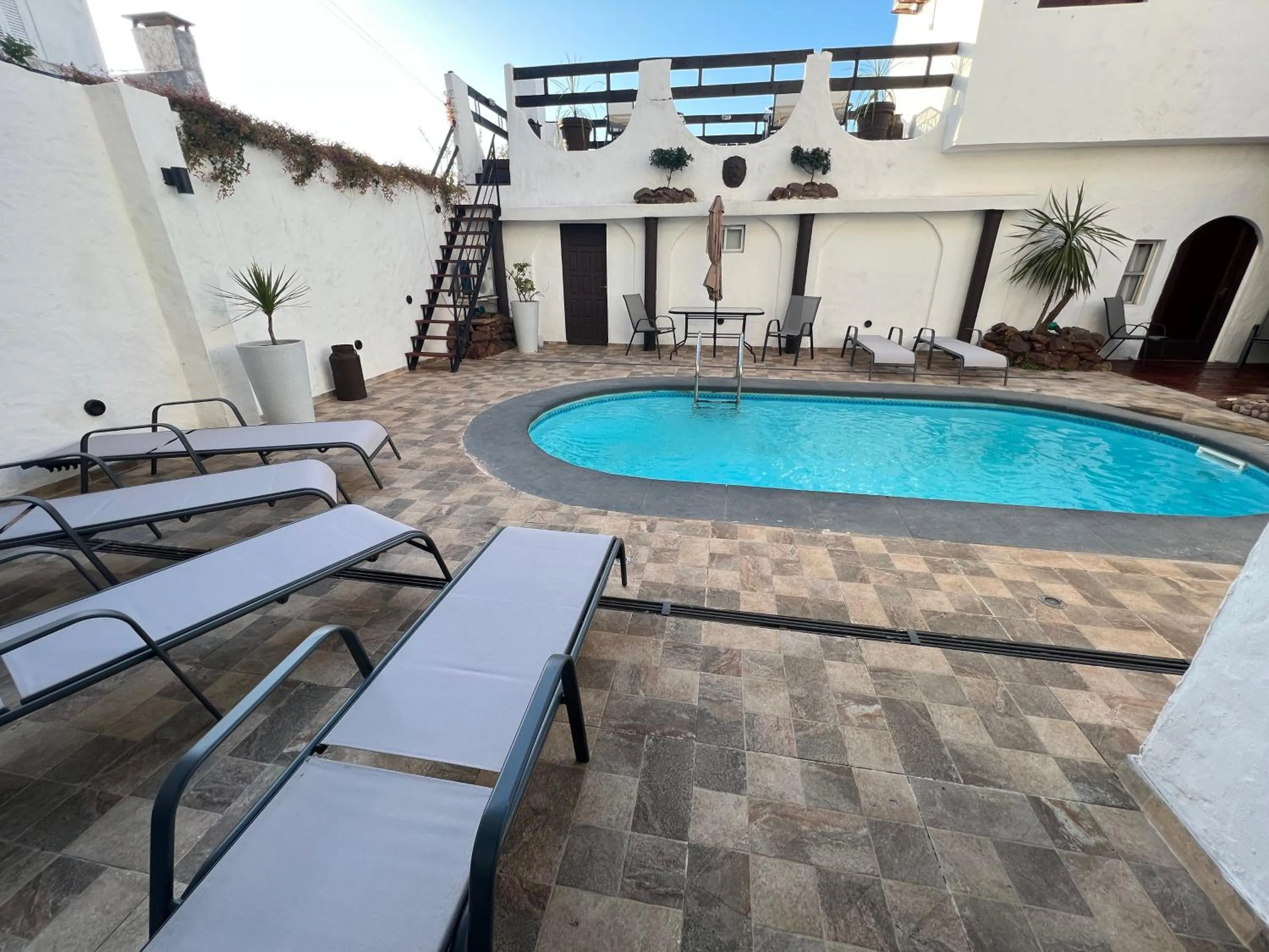 Swimming pool in Hotel Lujan
