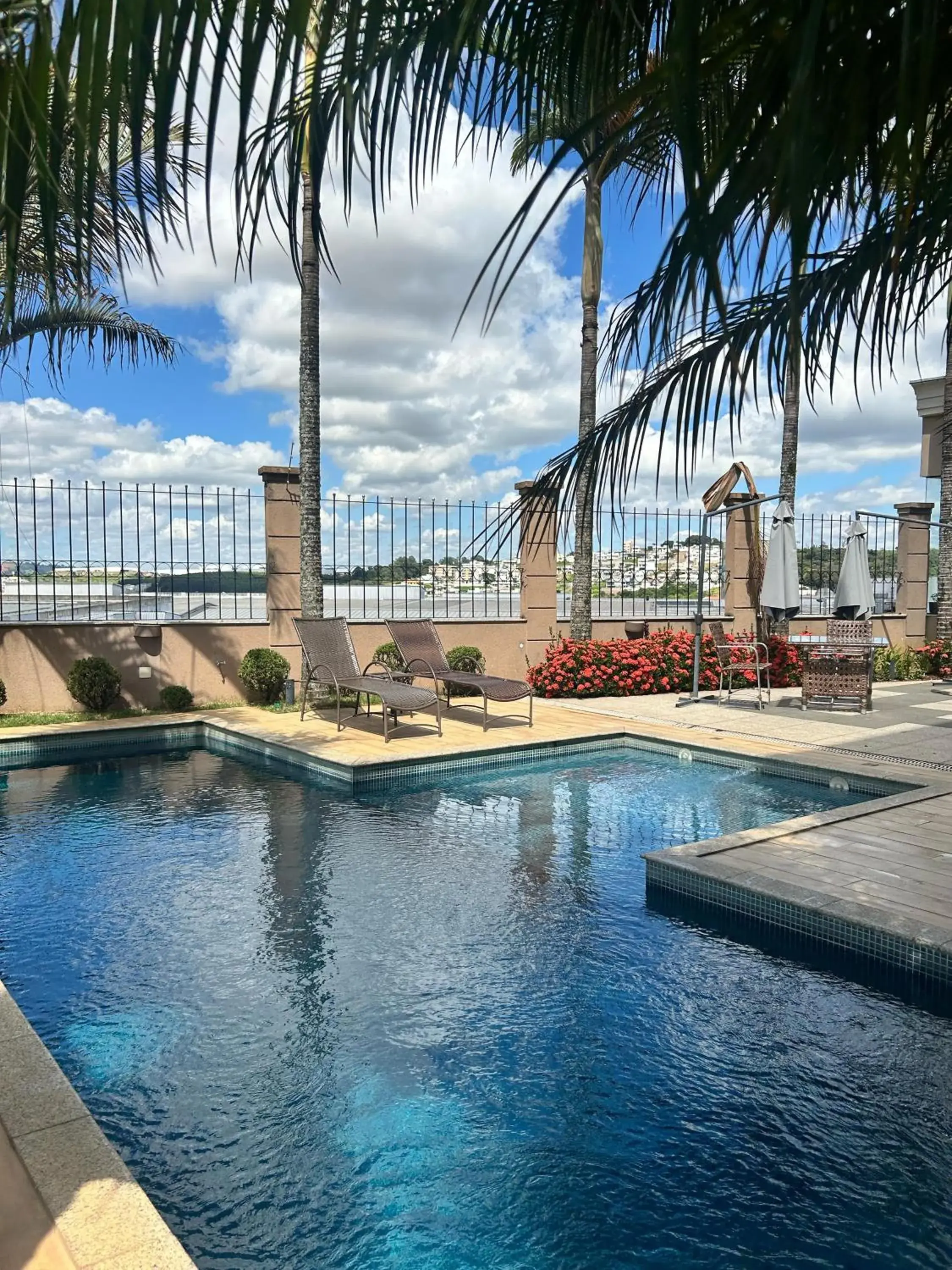 Swimming pool in Class Hotel Varginha Swimming pool in Class Hotel Varginha