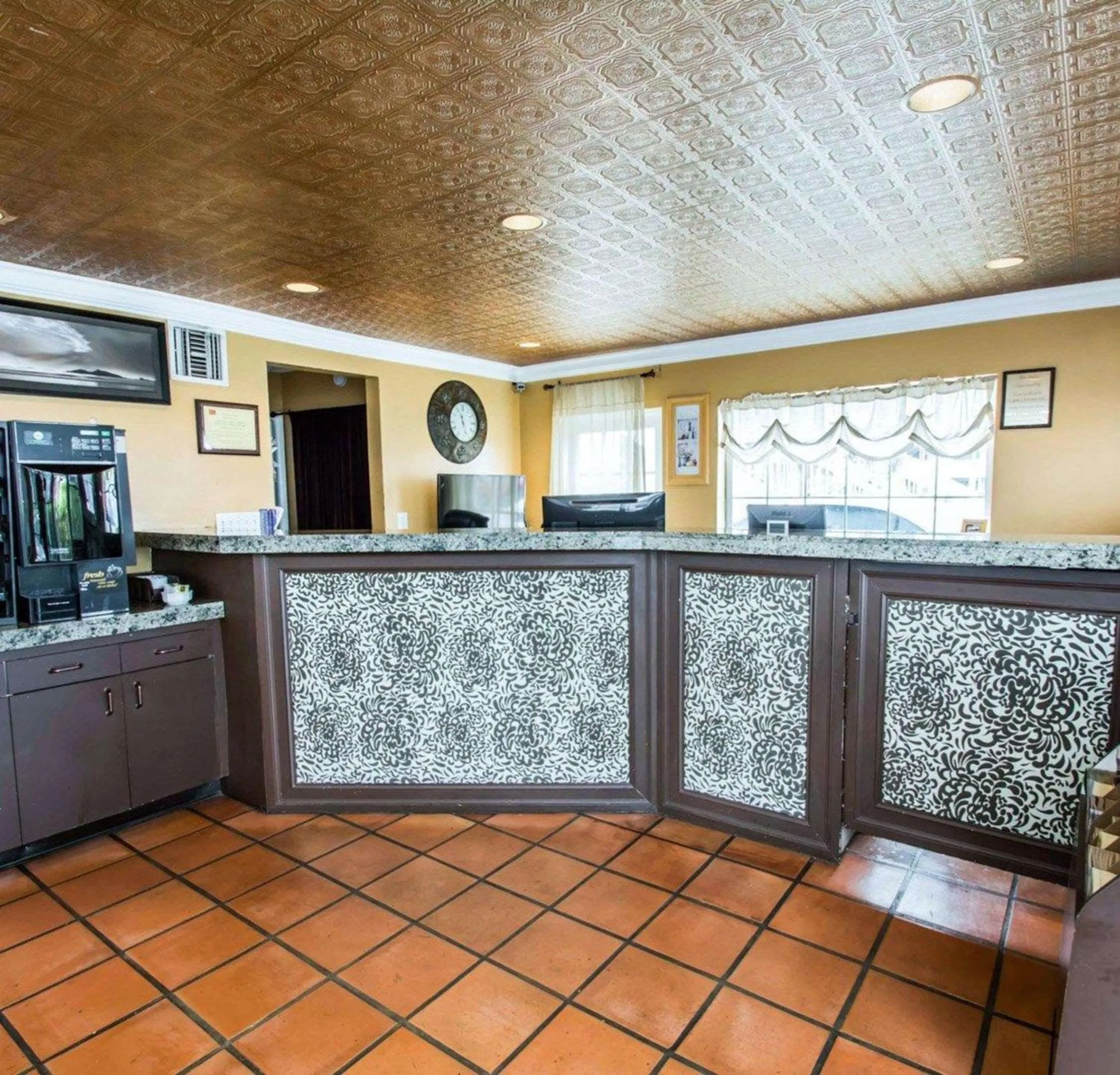 Lobby or reception in Econo Lodge Cocoa Beach - near the Port
