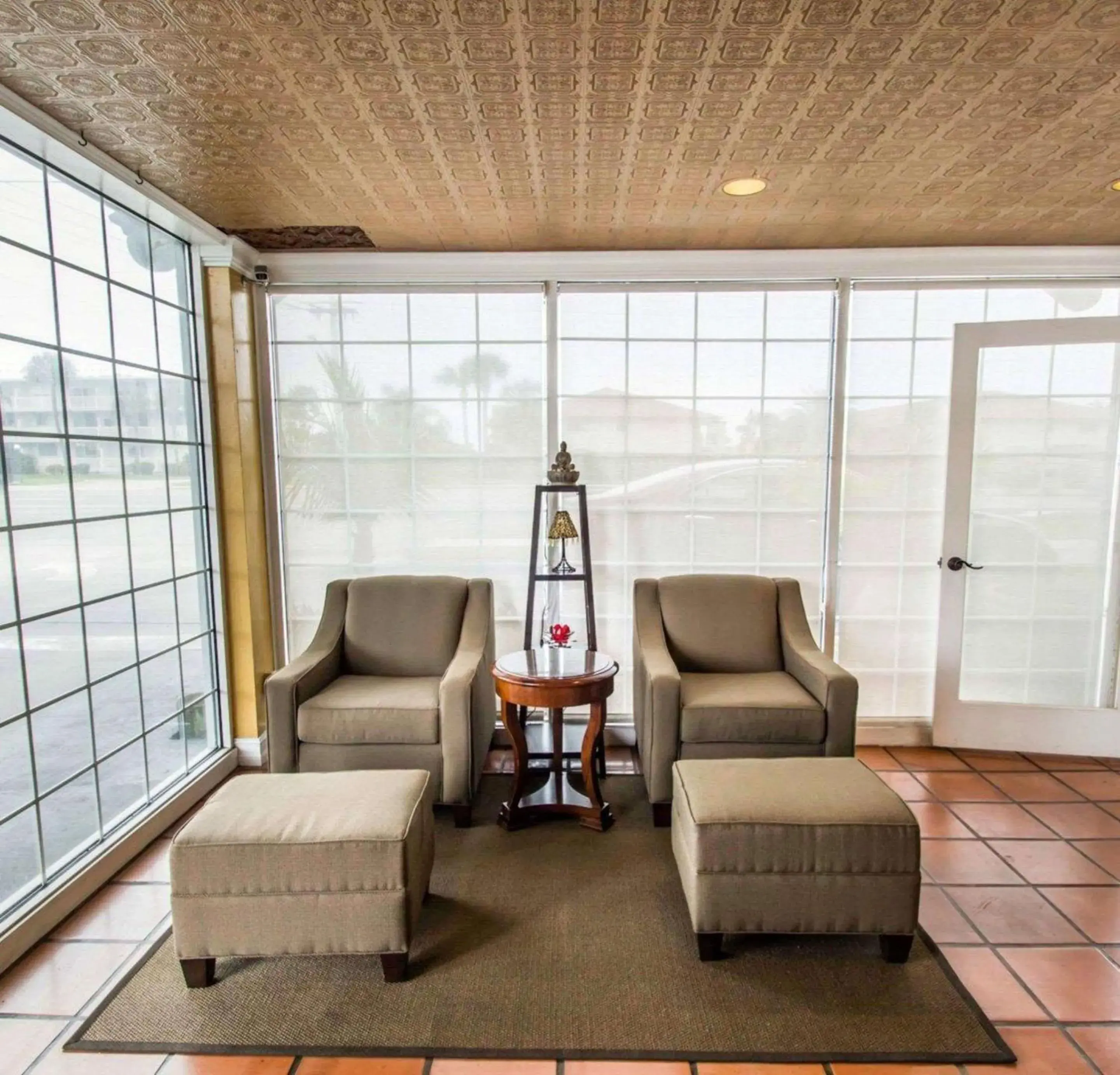 Lobby or reception in Econo Lodge Cocoa Beach - near the Port Lobby or reception in Econo Lodge Cocoa Beach - near the Port