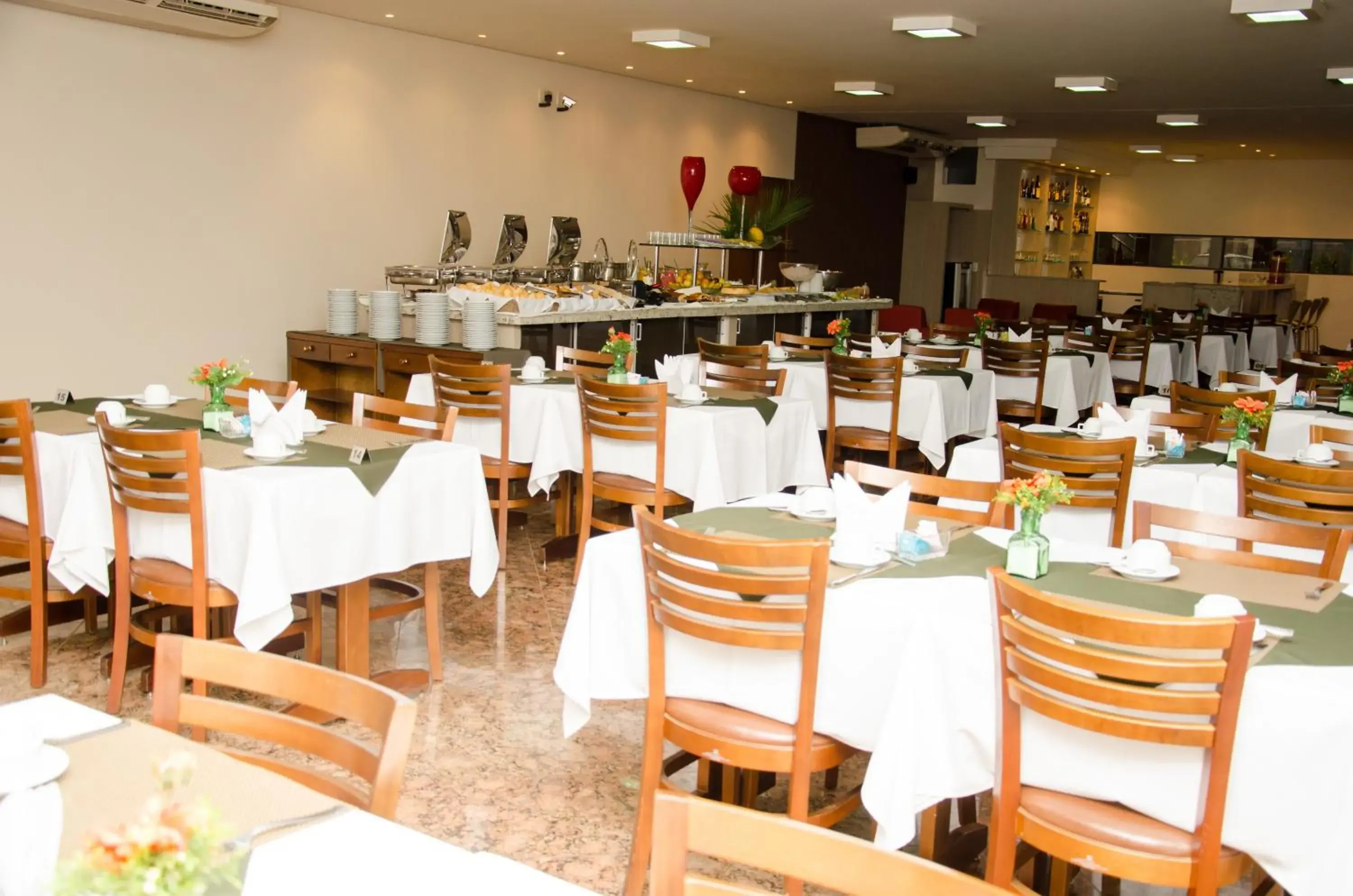 Restaurant/places to eat in Vale dos Carajás Hotel Restaurant/places to eat in Vale dos Carajás Hotel