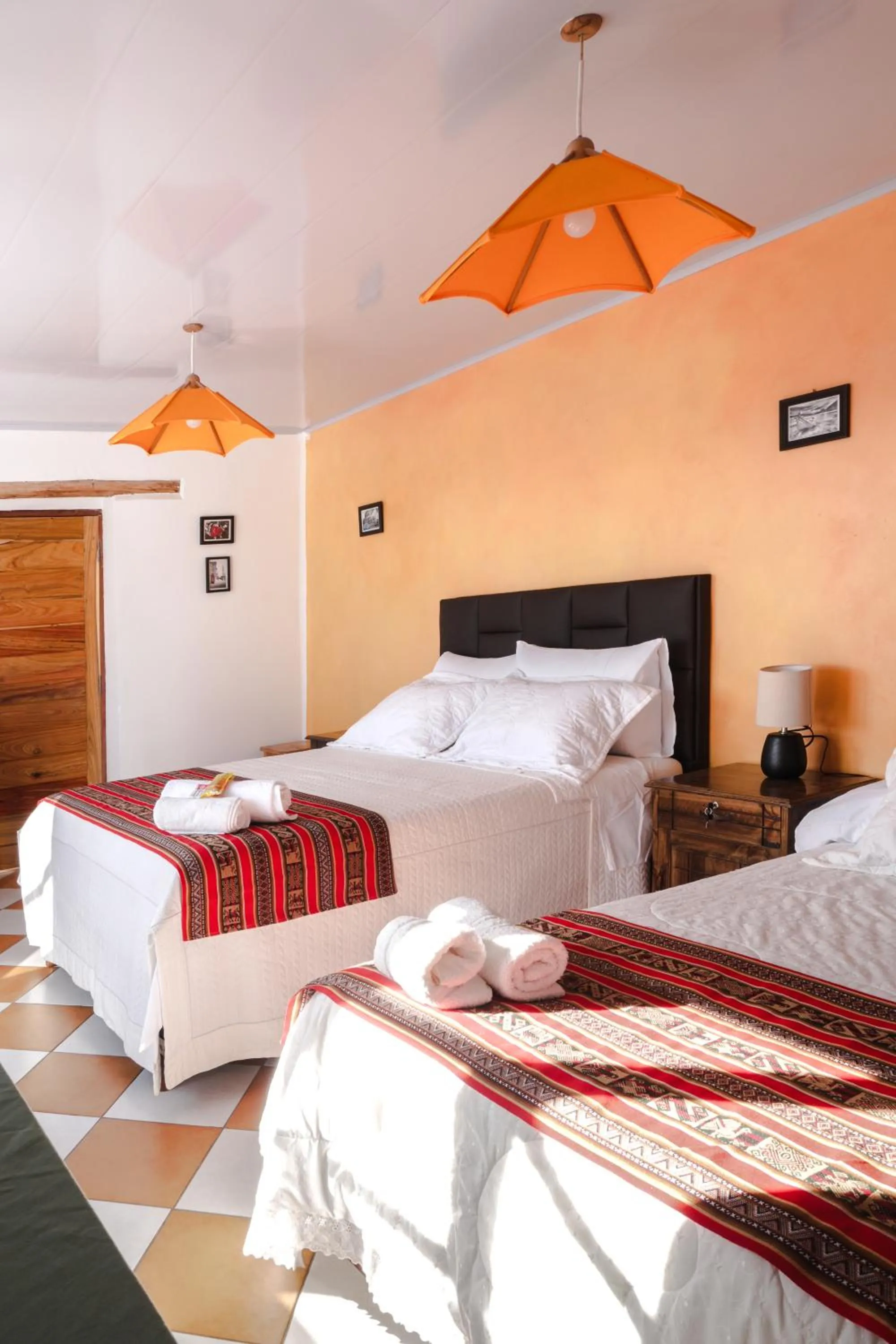 Basic Triple Room with Shared Bathroom in La Selenita