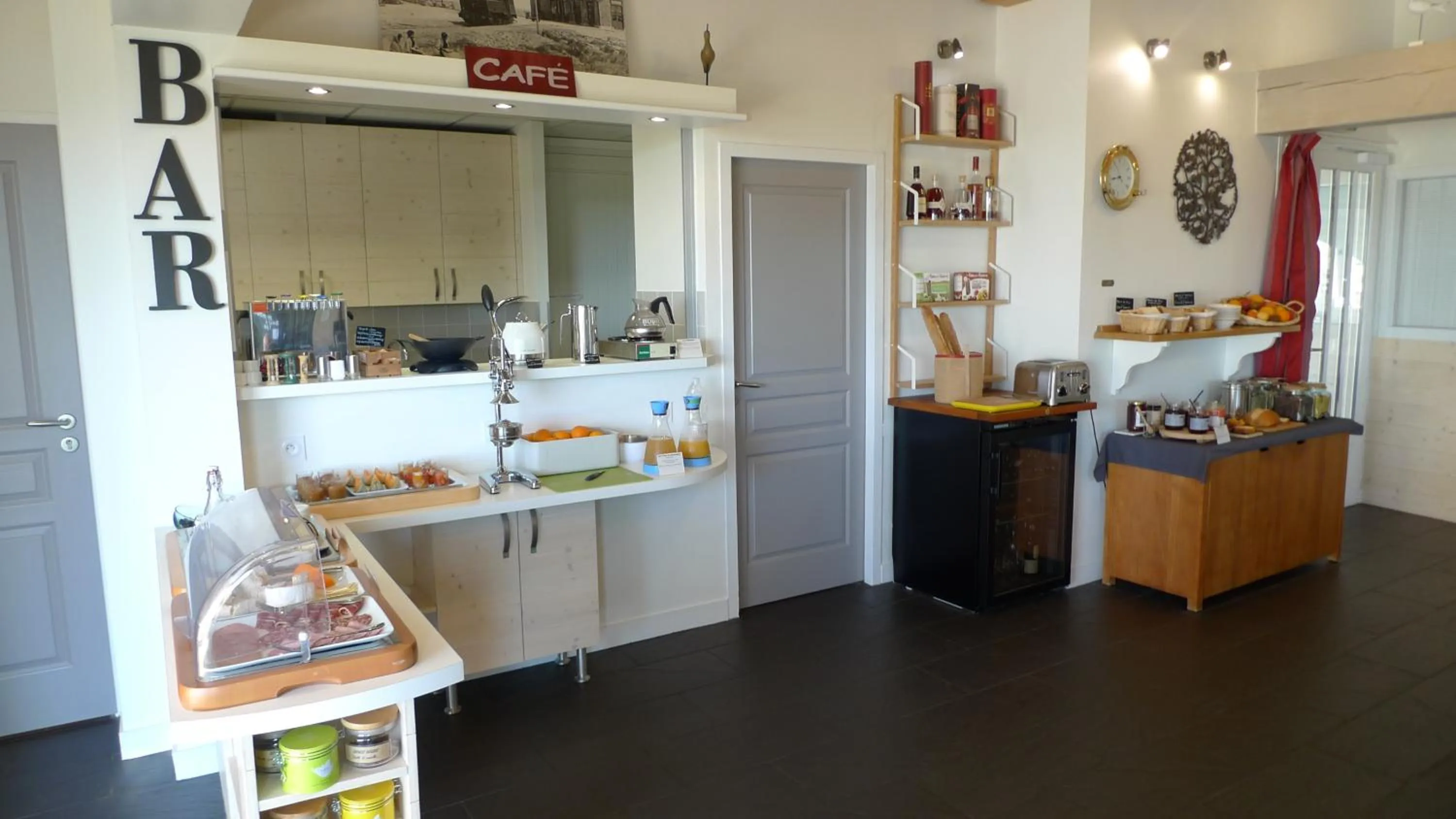 Buffet breakfast in Hôtel Les Vignes de la Chapelle, "The Originals Relais"