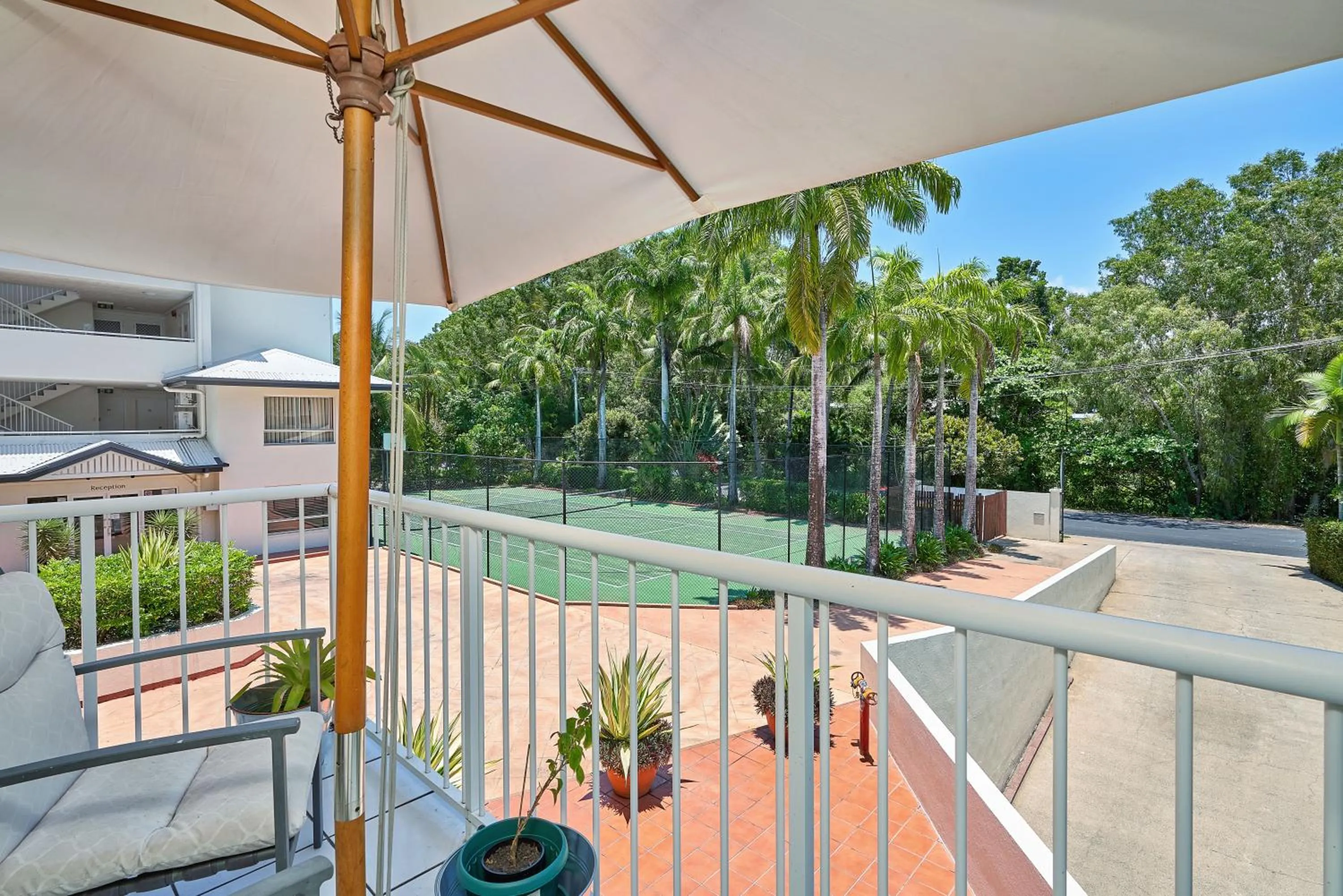Balcony/Terrace in Golden Sands Beachfront Resort