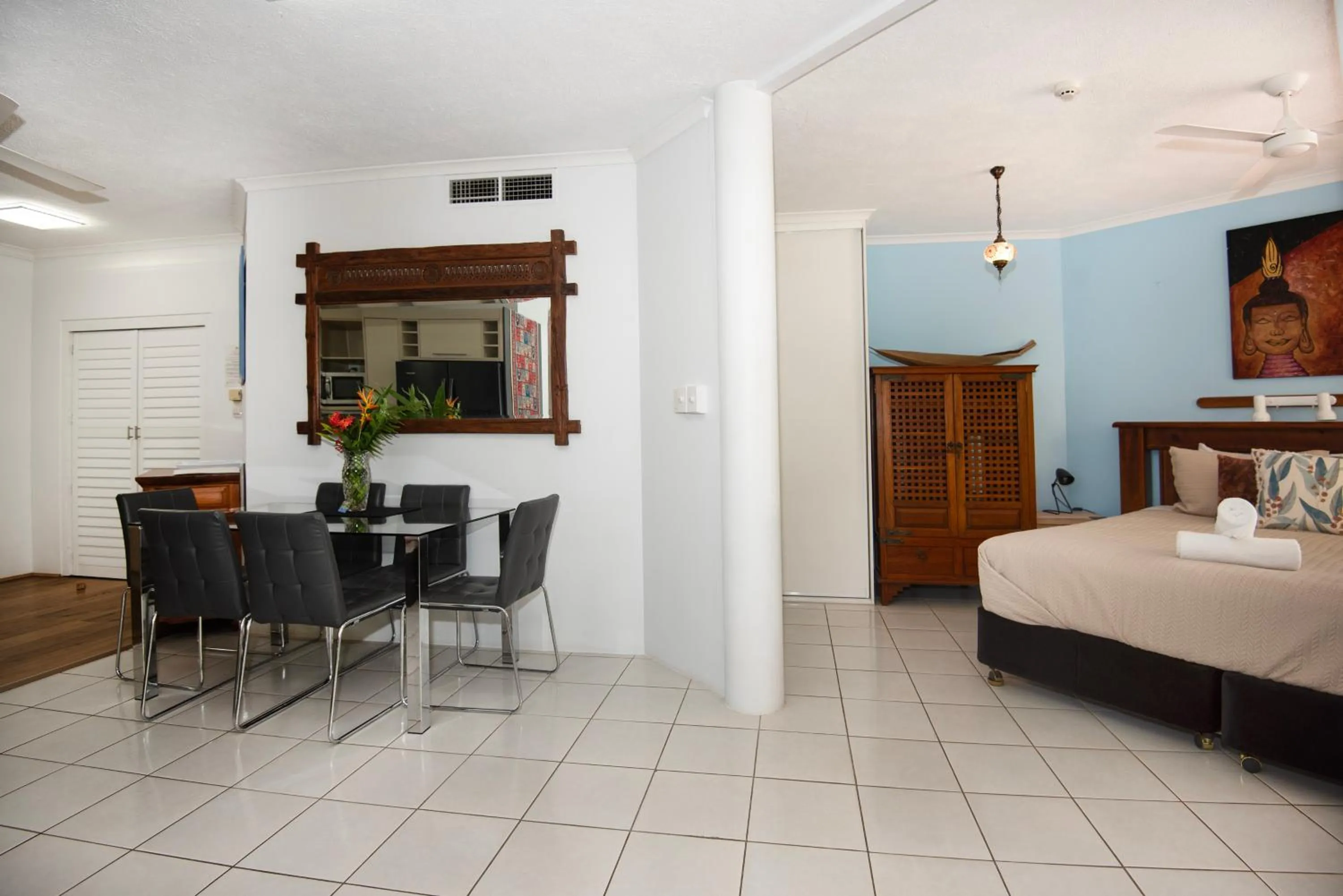 Golden Sands Beachfront Resort