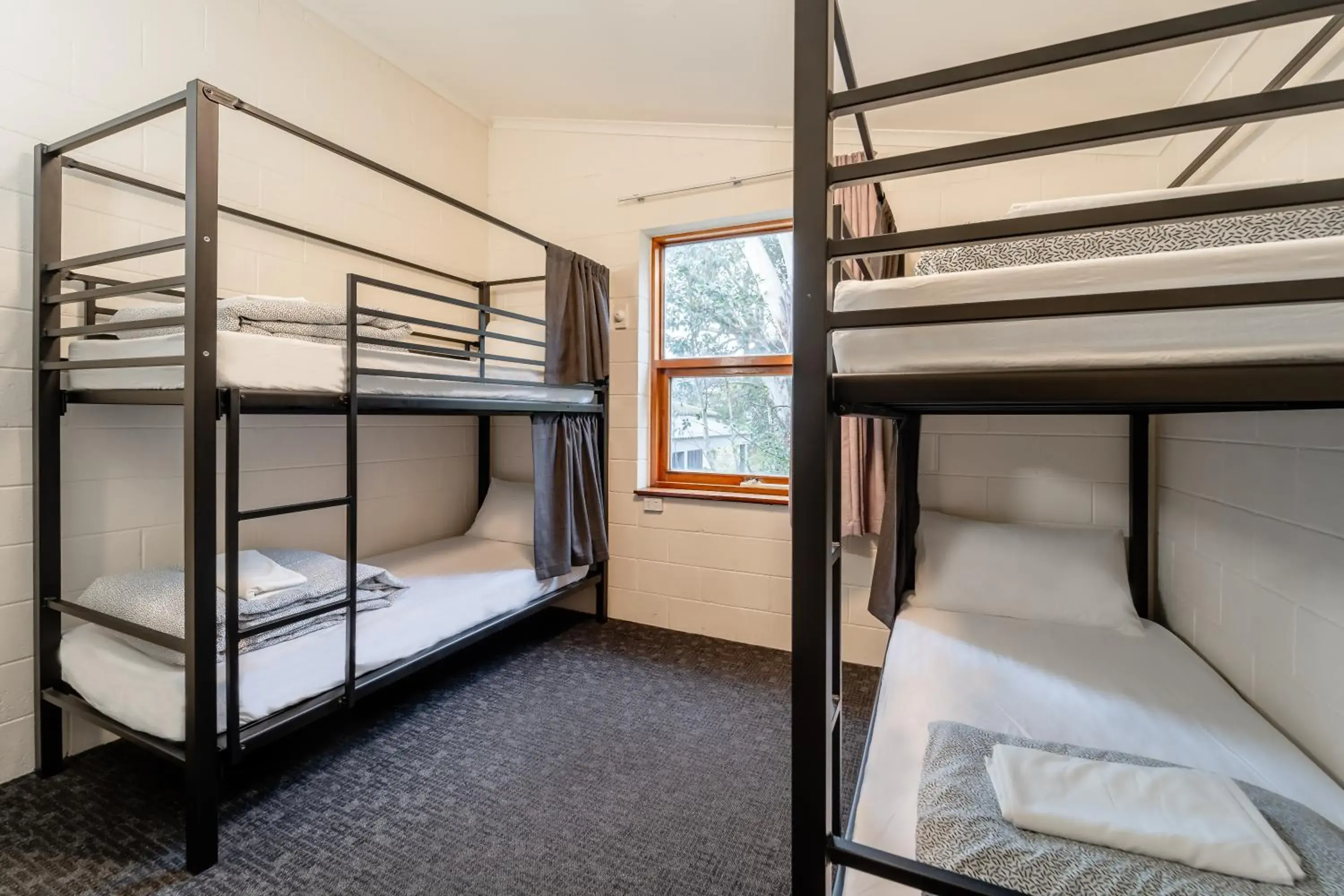 Bedroom, Bed in YHA Thredbo Bedroom, Bed in YHA Thredbo