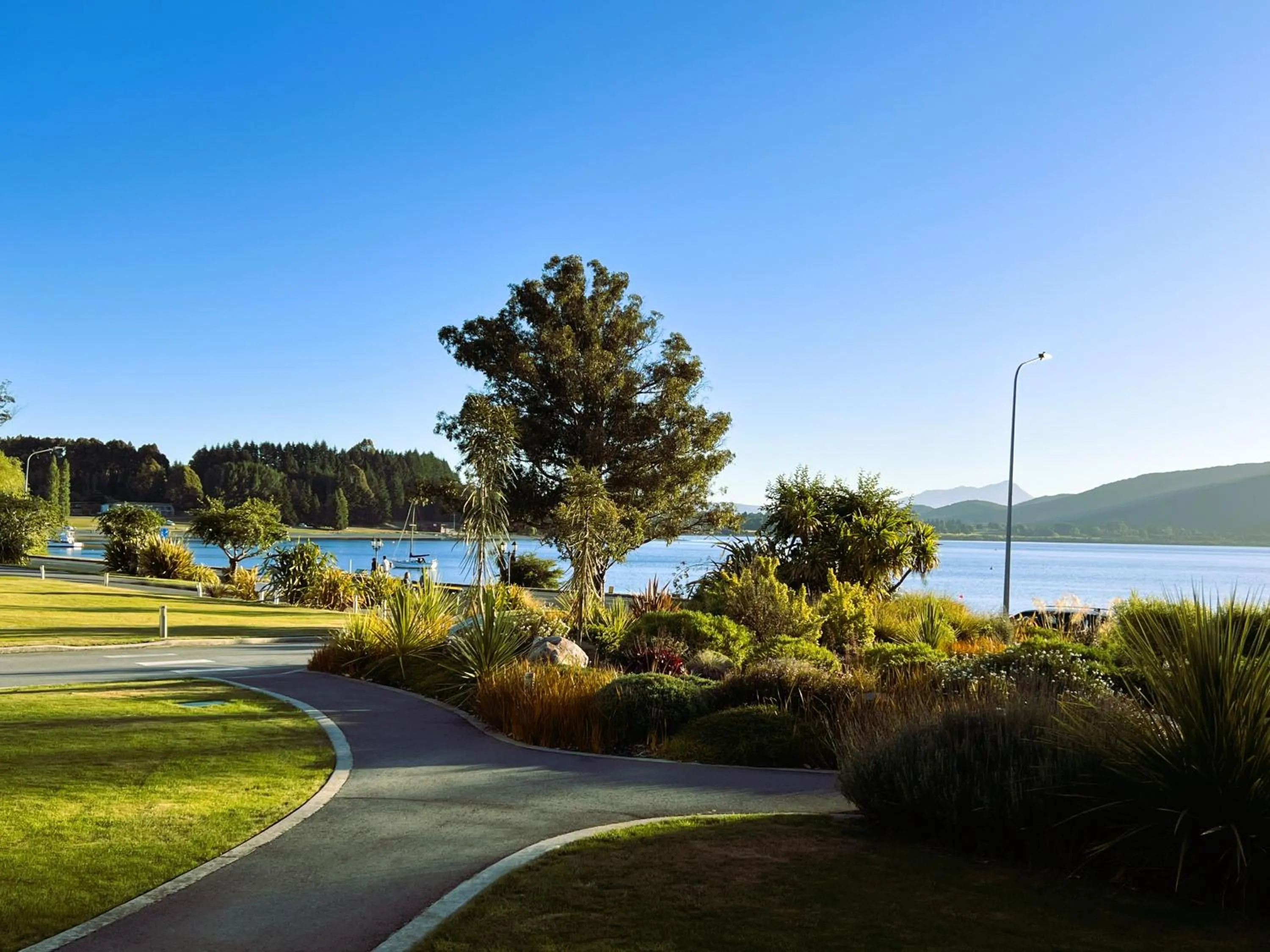 Lake view in Fiordland Lakeview Motel and Apartments