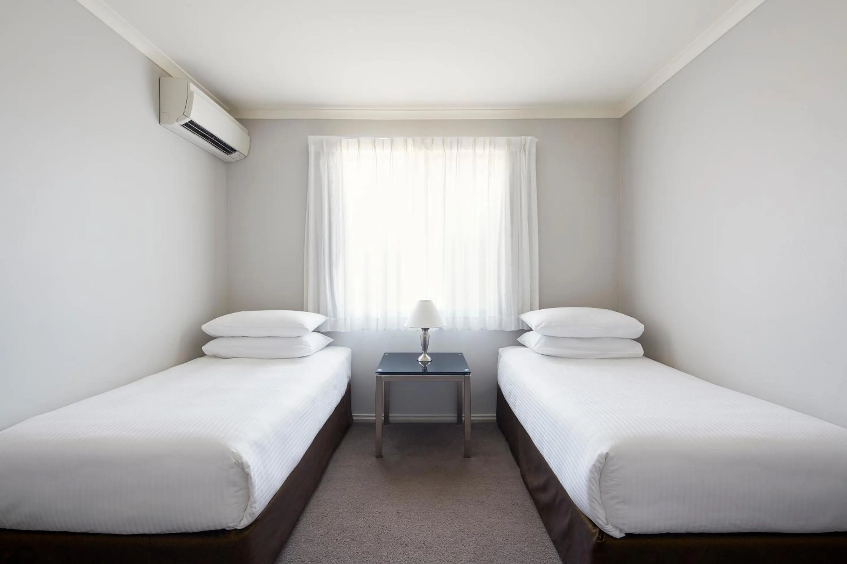 Bed in Pinnacle Apartments