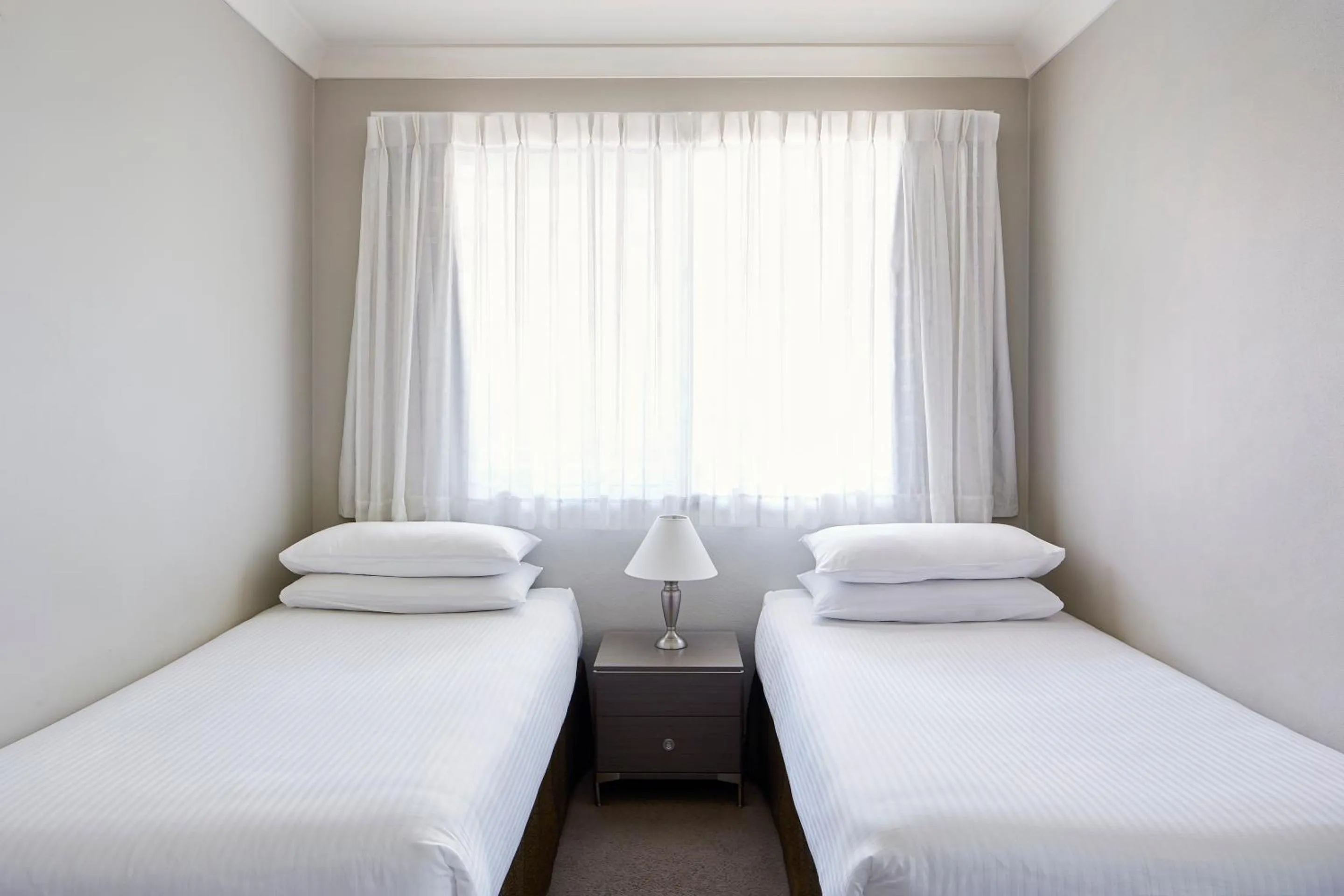 Bed in Pinnacle Apartments