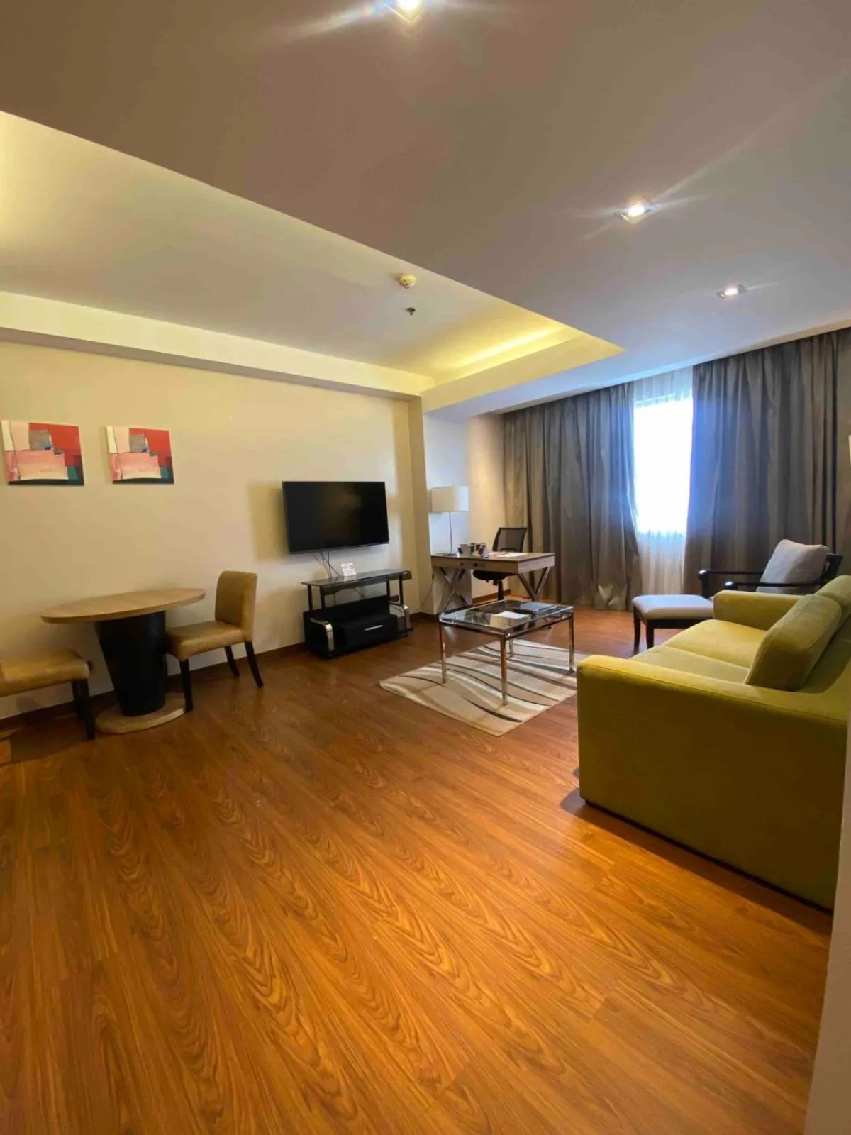 ACE Hotel and Suites