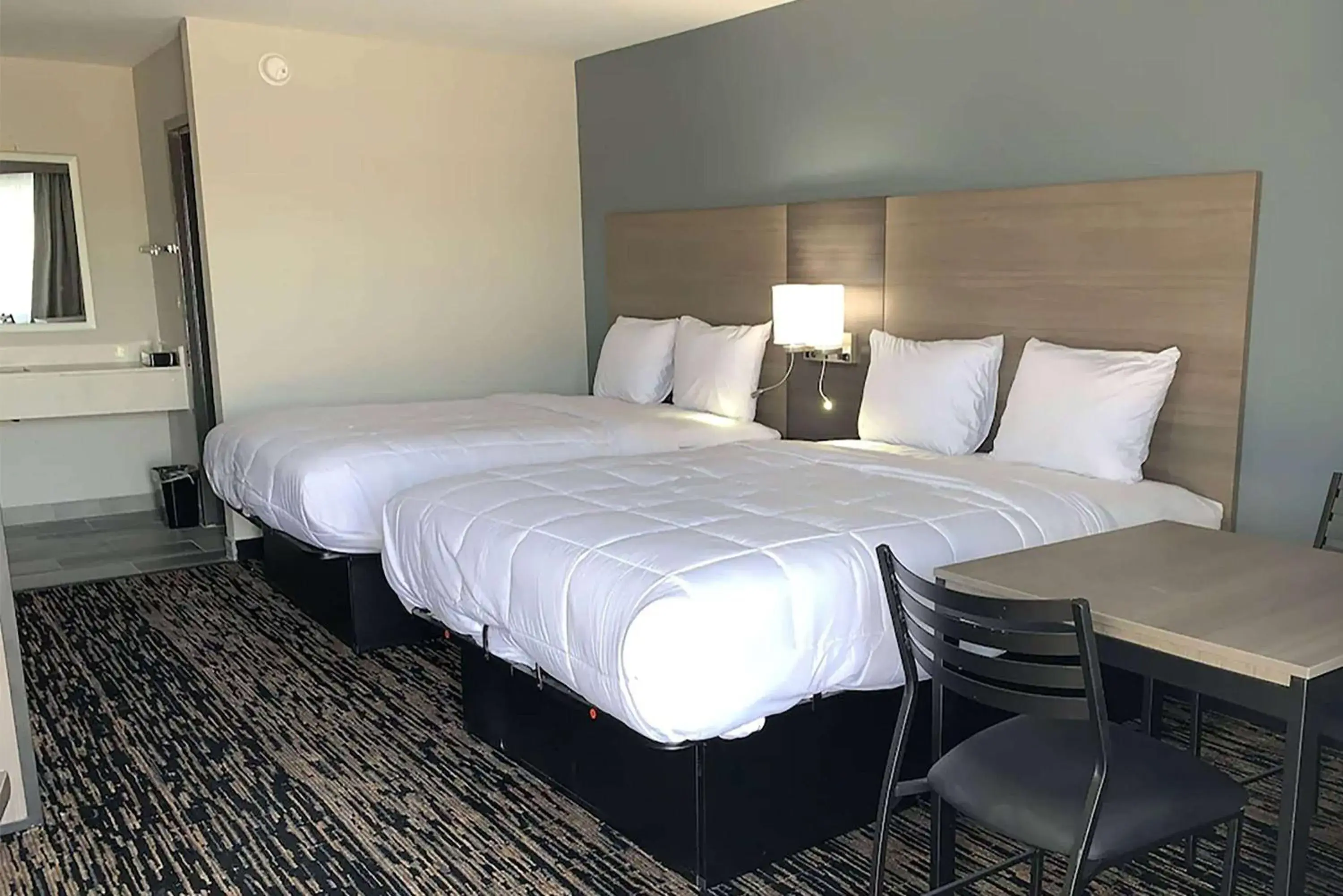 Photo of the whole room, Bed in Super 8 by Wyndham Sulphur South Photo of the whole room, Bed in Super 8 by Wyndham Sulphur South