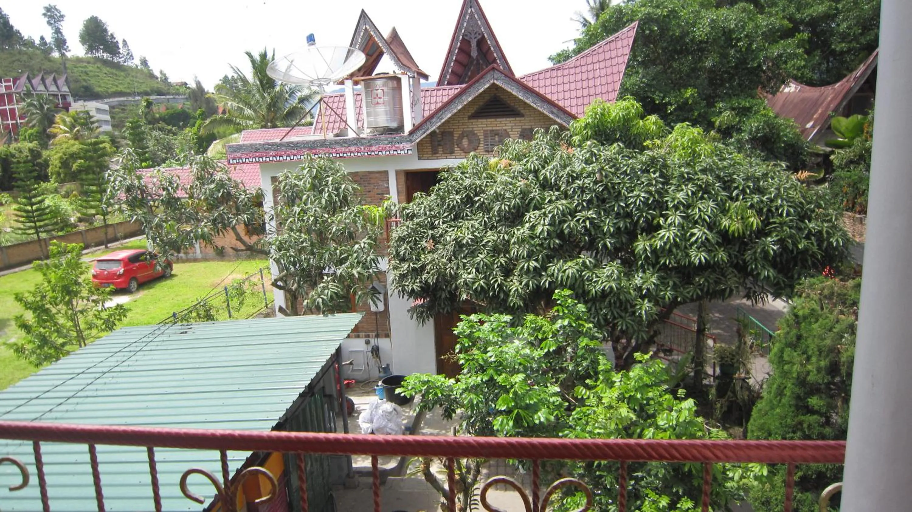 Property building in Horas Family Home