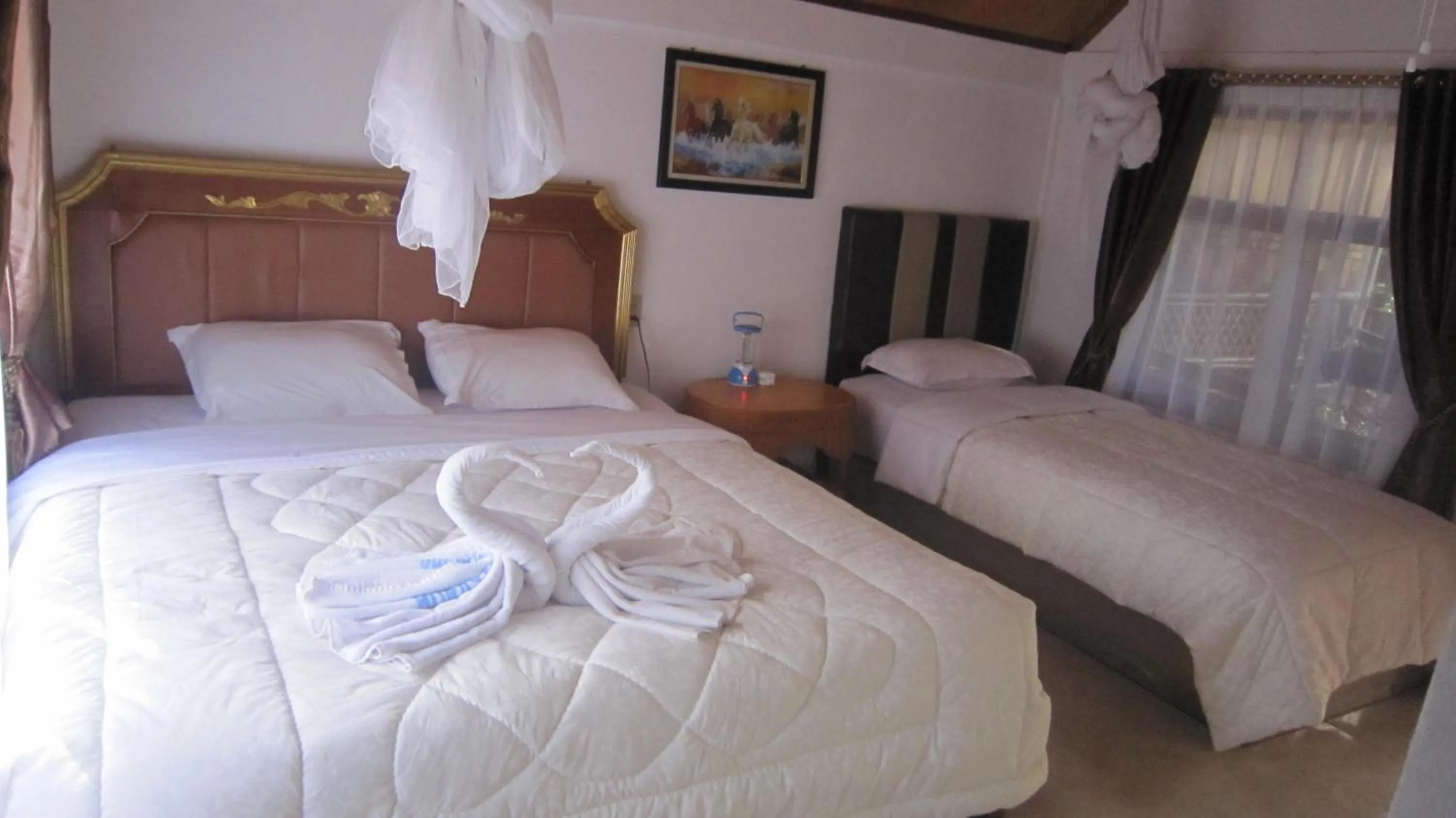 Bed in Horas Family Home