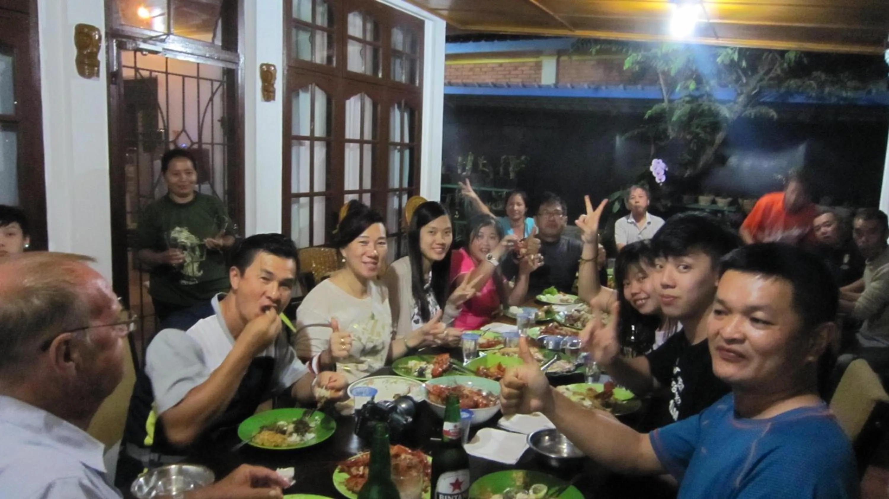 Restaurant/places to eat in Horas Family Home