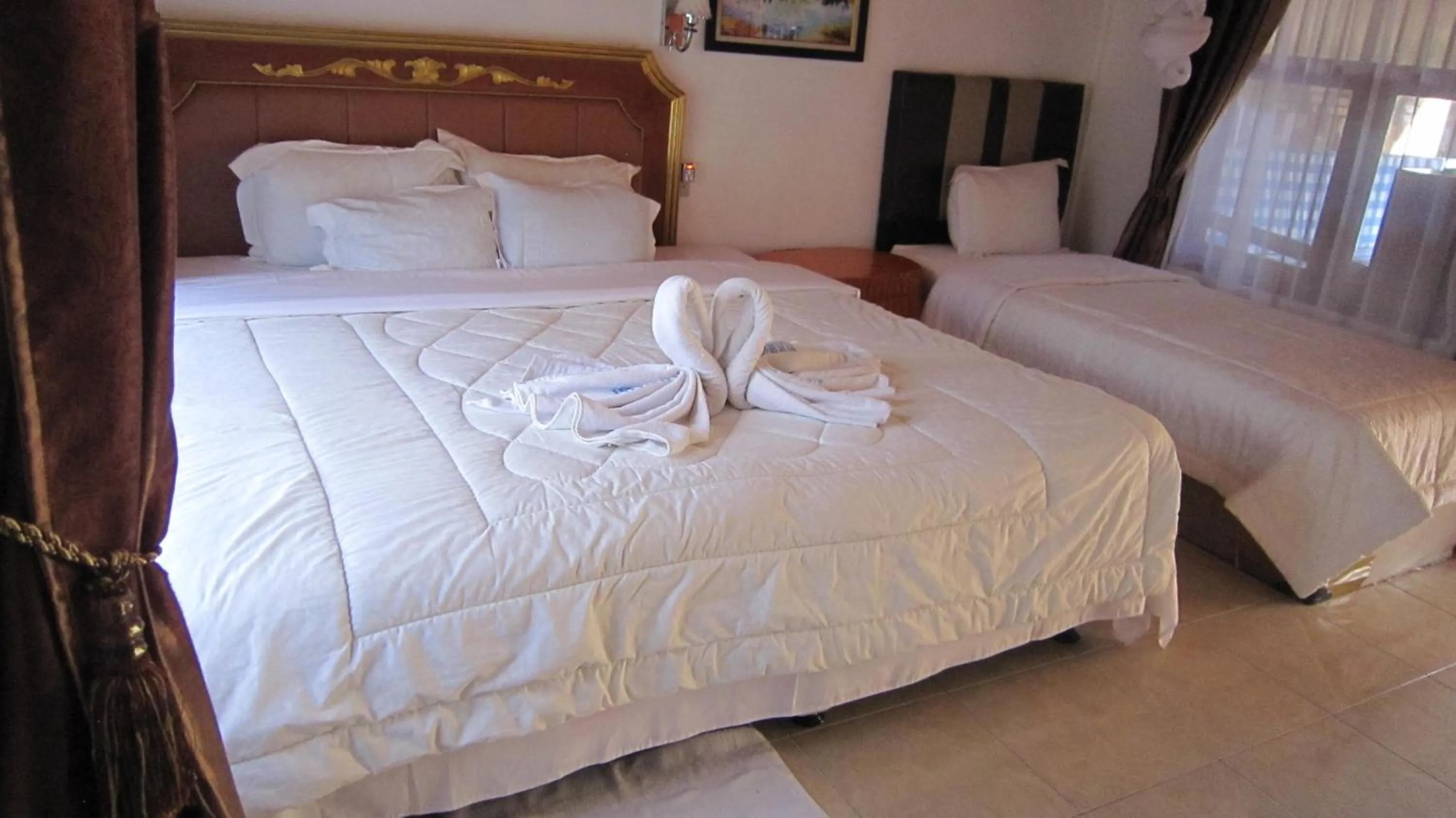 Bed in Horas Family Home