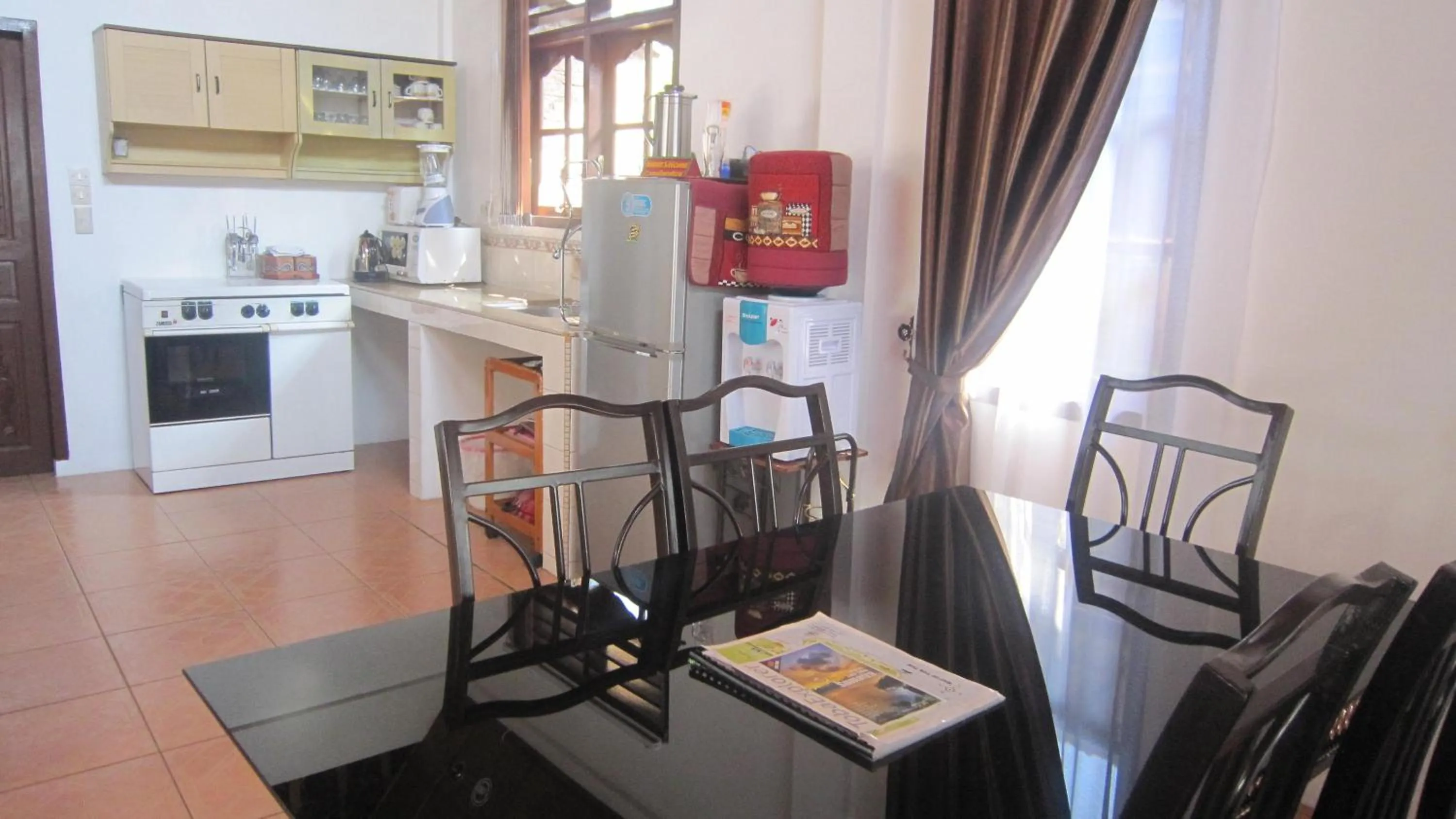 Kitchen or kitchenette in Horas Family Home