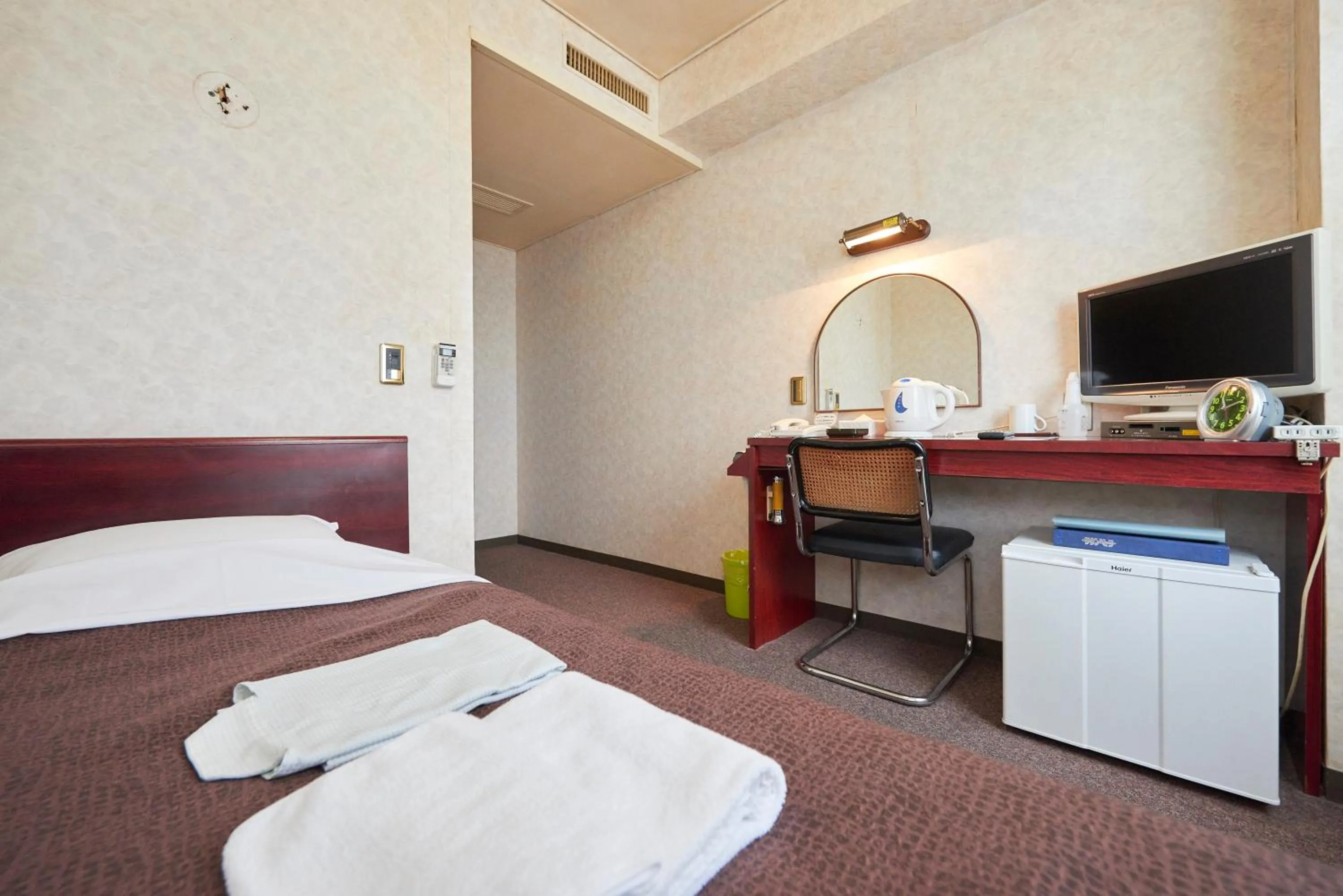 Bed in Select Inn Yonezawa