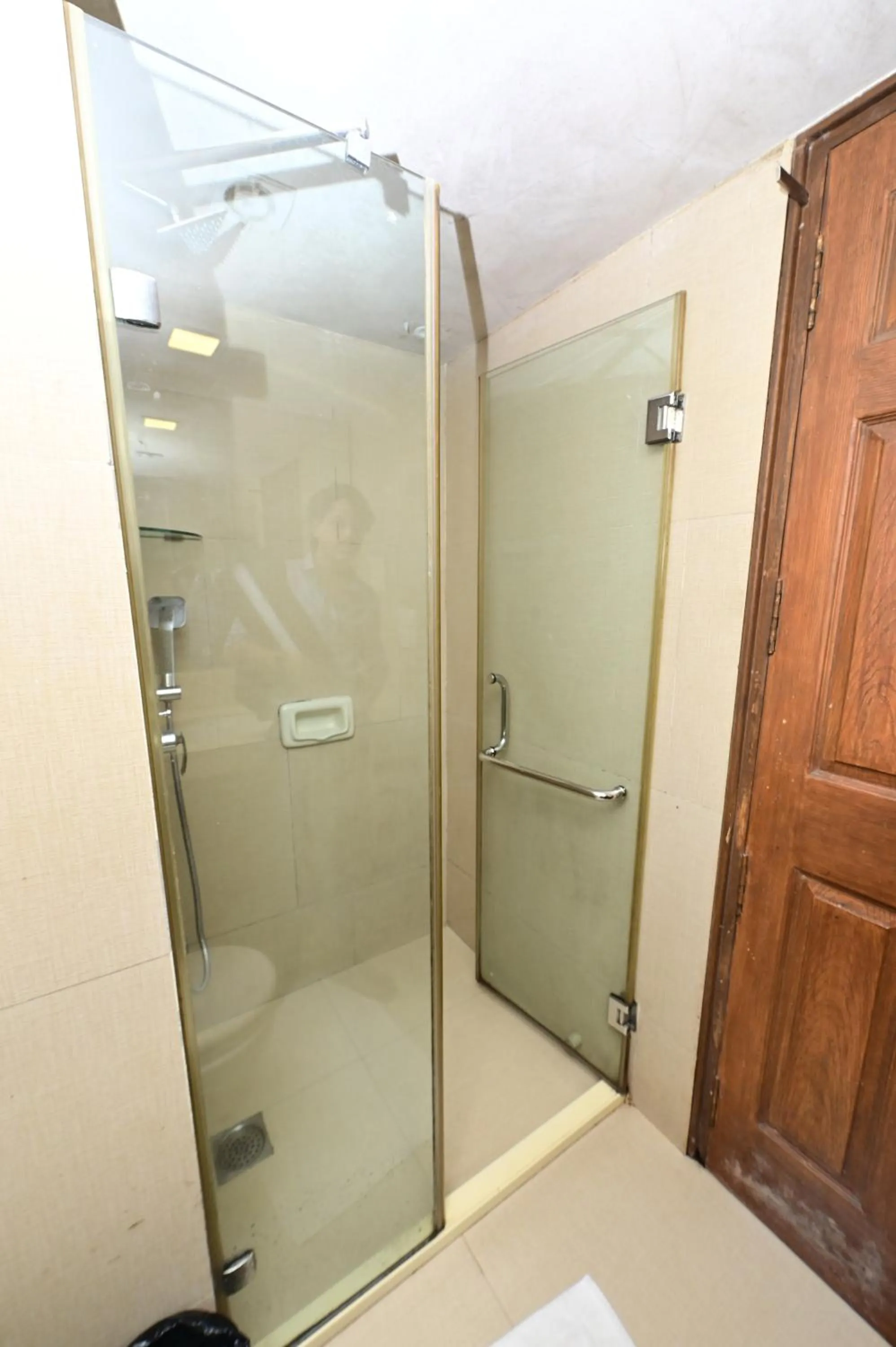 Bathroom in Hotel Sai Inn